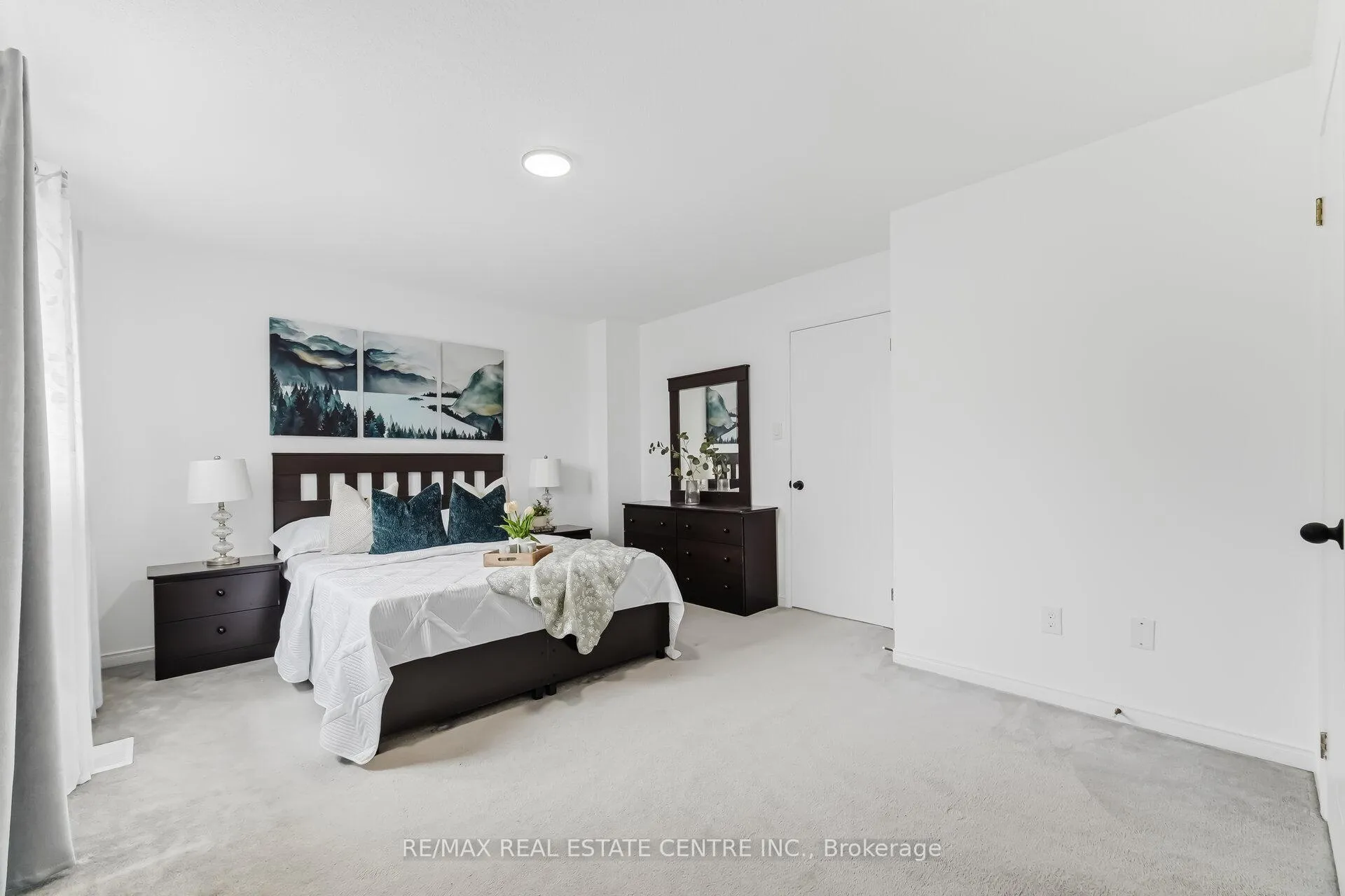 Photo 31 of 26 Braemore Road, Brampton, Brampton West — HOMEH