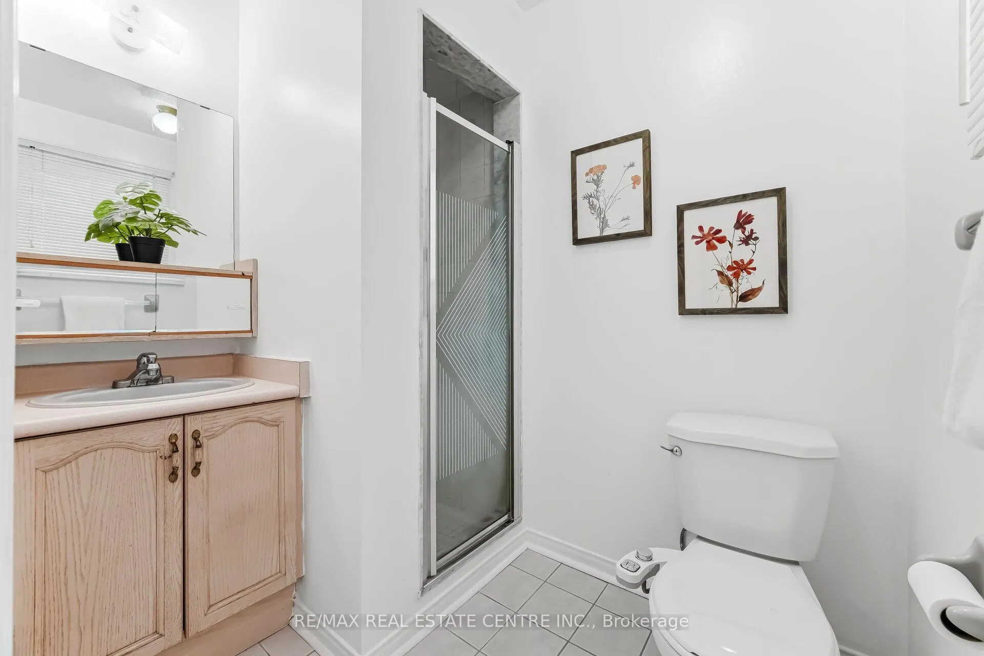 Photo 33 of 26 Braemore Road, Brampton, Brampton West — HOMEH