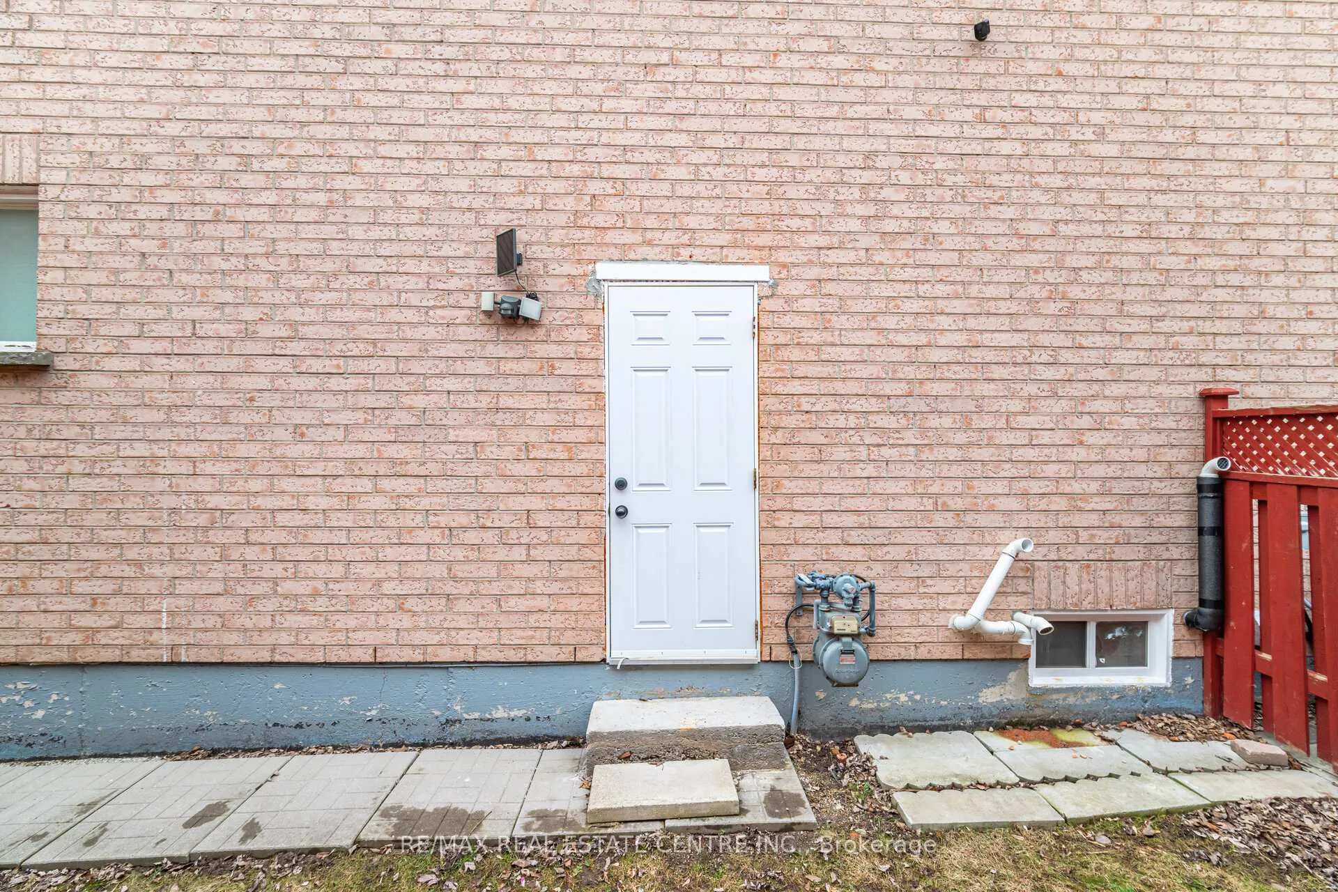 Photo 39 of 26 Braemore Road, Brampton, Brampton West — HOMEH