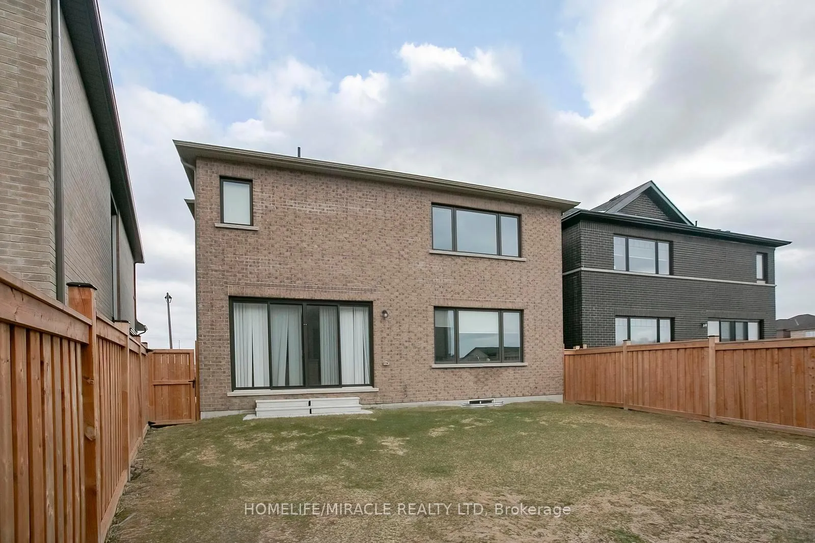 Photo 48 of 22 Madawaska Road, Caledon, Rural Caledon — HOMEH