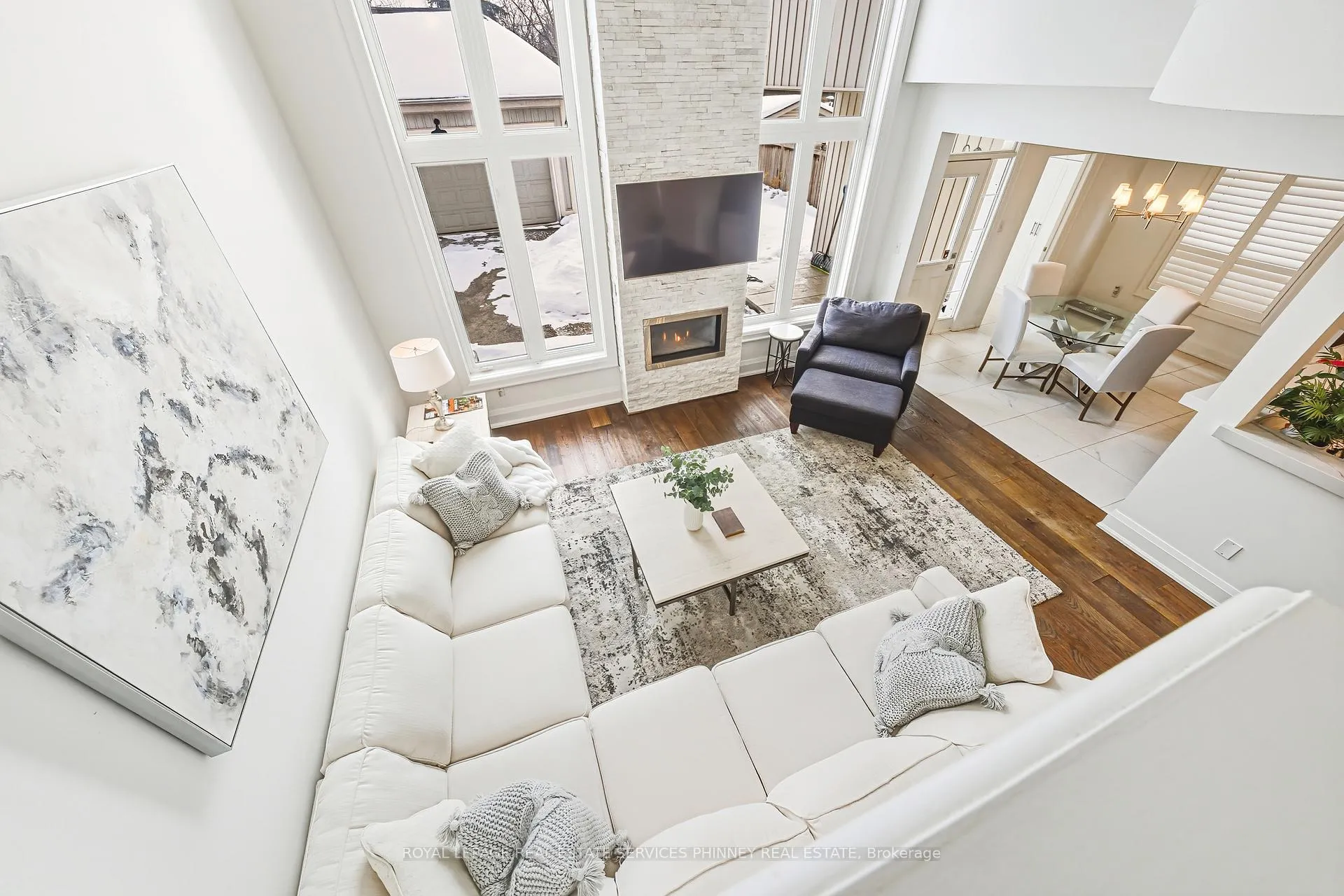 Photo 3 of 958 Irish Moss Road, Mississauga, Meadowvale Village — HOMEH