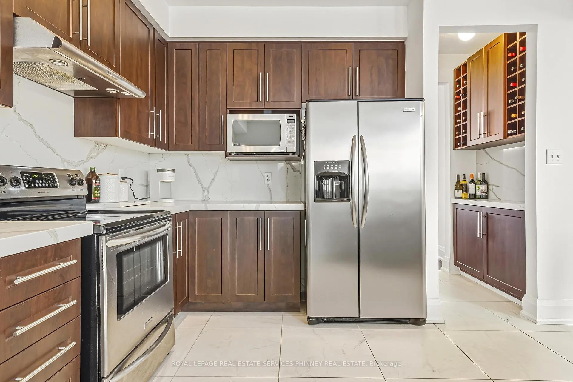 Photo 8 of 958 Irish Moss Road, Mississauga, Meadowvale Village — HOMEH