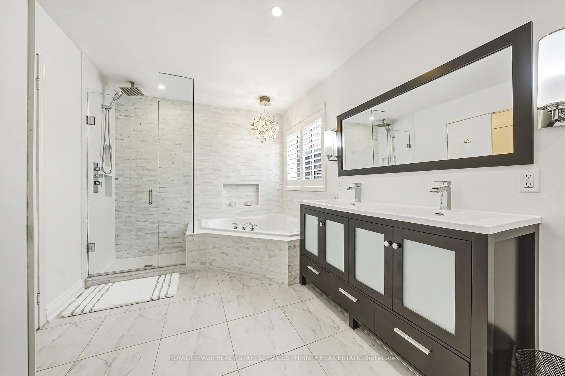 Photo 17 of 958 Irish Moss Road, Mississauga, Meadowvale Village — HOMEH