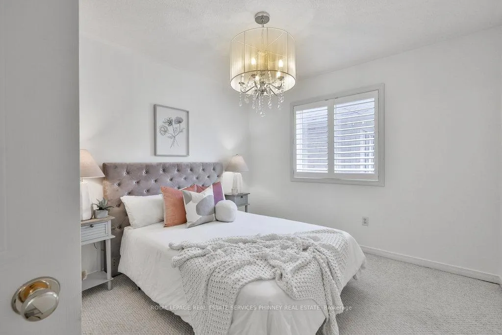 Photo 18 of 958 Irish Moss Road, Mississauga, Meadowvale Village — HOMEH