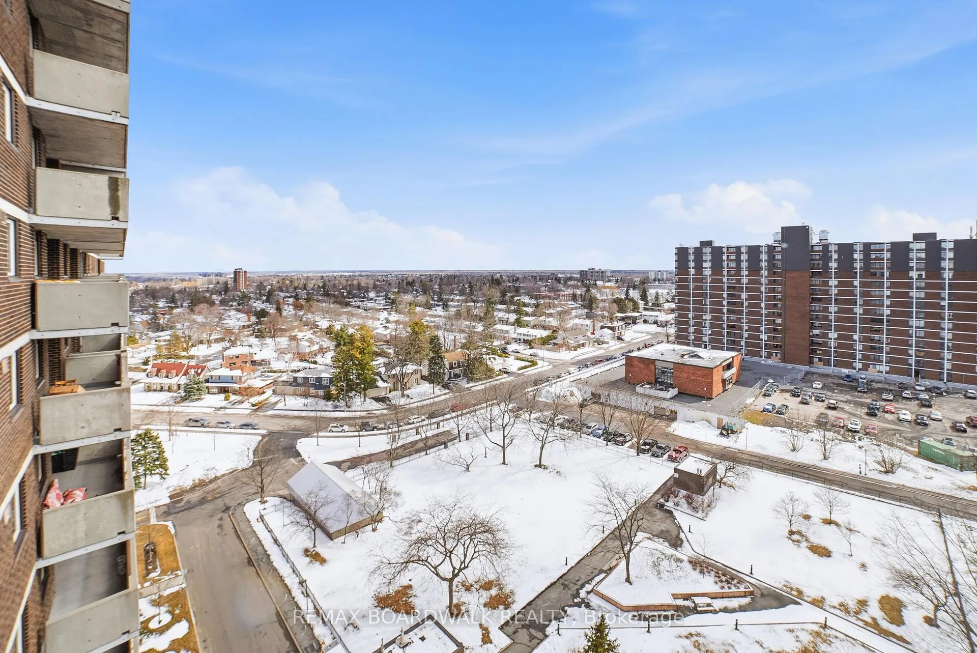 Photo 6 of Unit 1408, 1705 Playfair Drive, Ottawa, Playfair Park — HOMEH