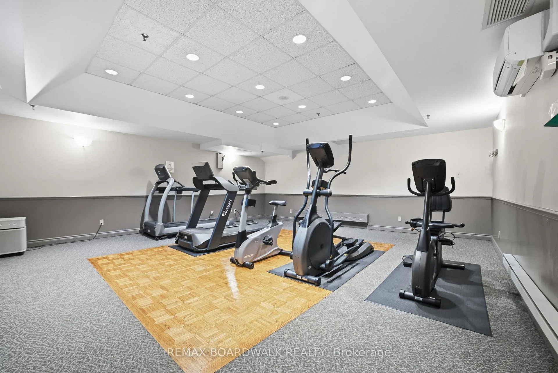 Photo 13 of Unit 1408, 1705 Playfair Drive, Ottawa, Playfair Park — HOMEH