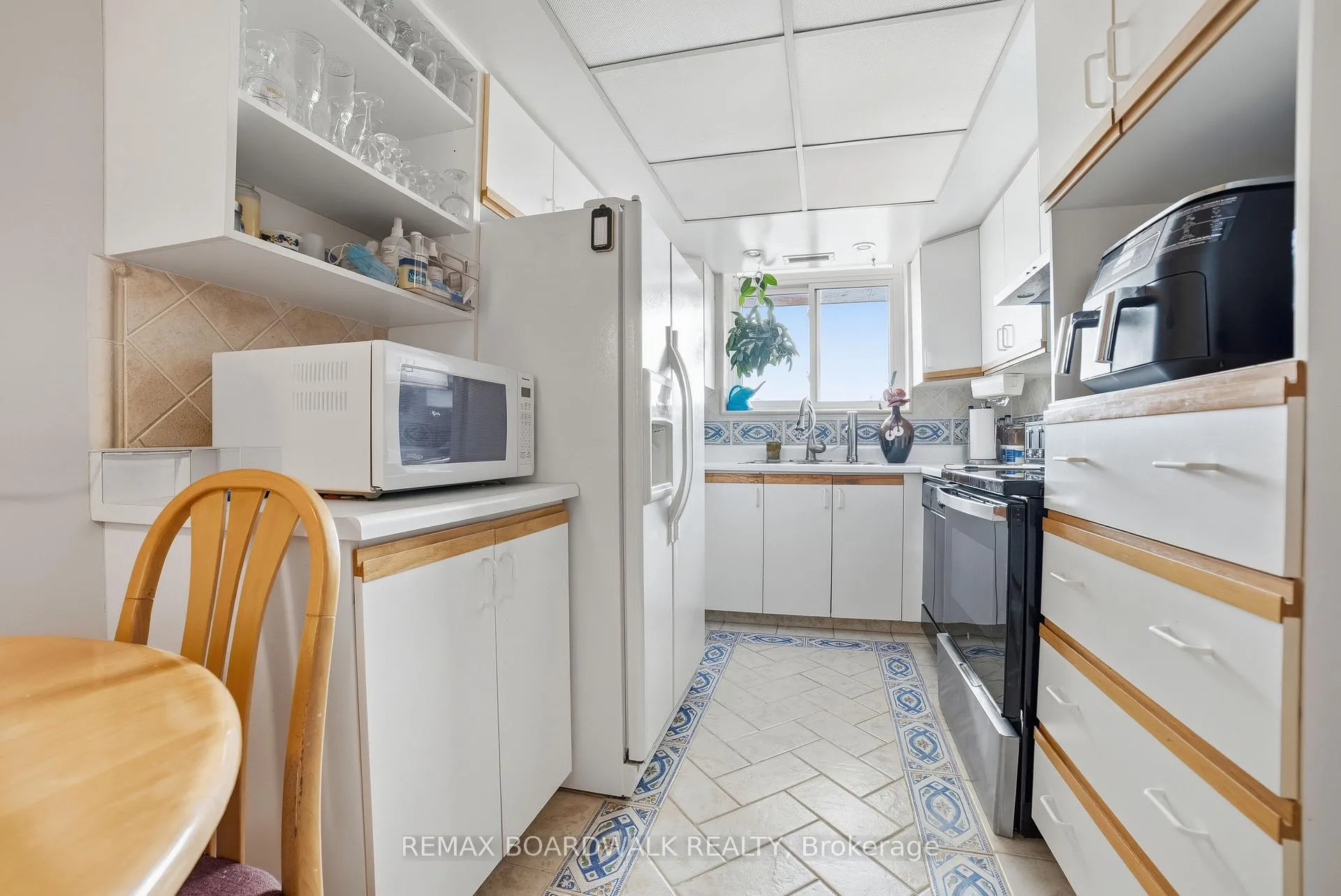Photo 25 of Unit 1408, 1705 Playfair Drive, Ottawa, Playfair Park — HOMEH