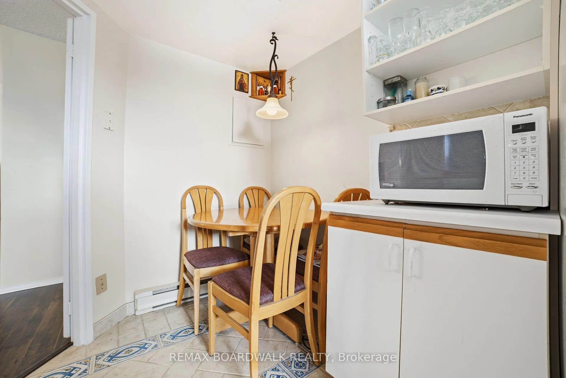 Photo 26 of Unit 1408, 1705 Playfair Drive, Ottawa, Playfair Park — HOMEH