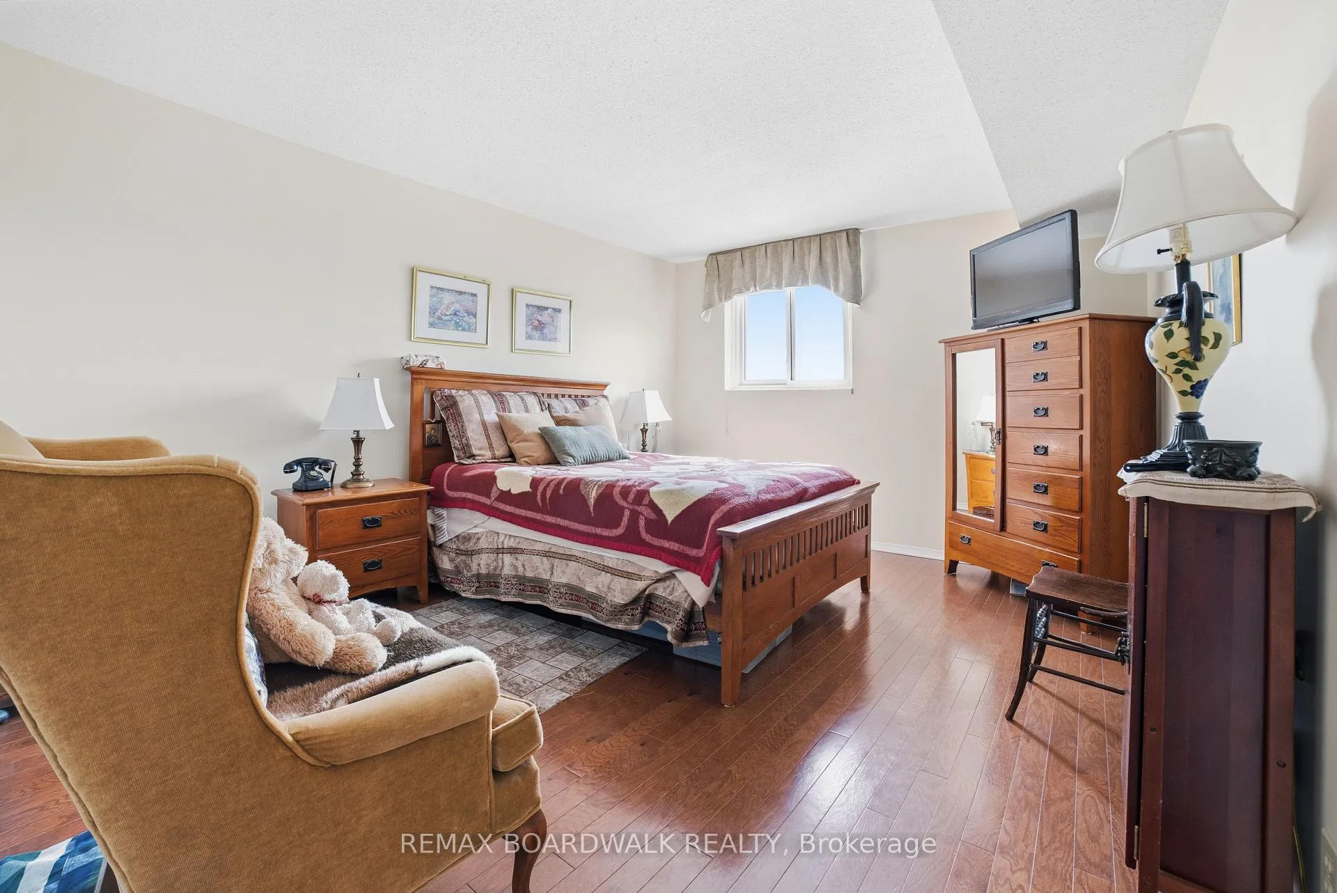 Photo 27 of Unit 1408, 1705 Playfair Drive, Ottawa, Playfair Park — HOMEH