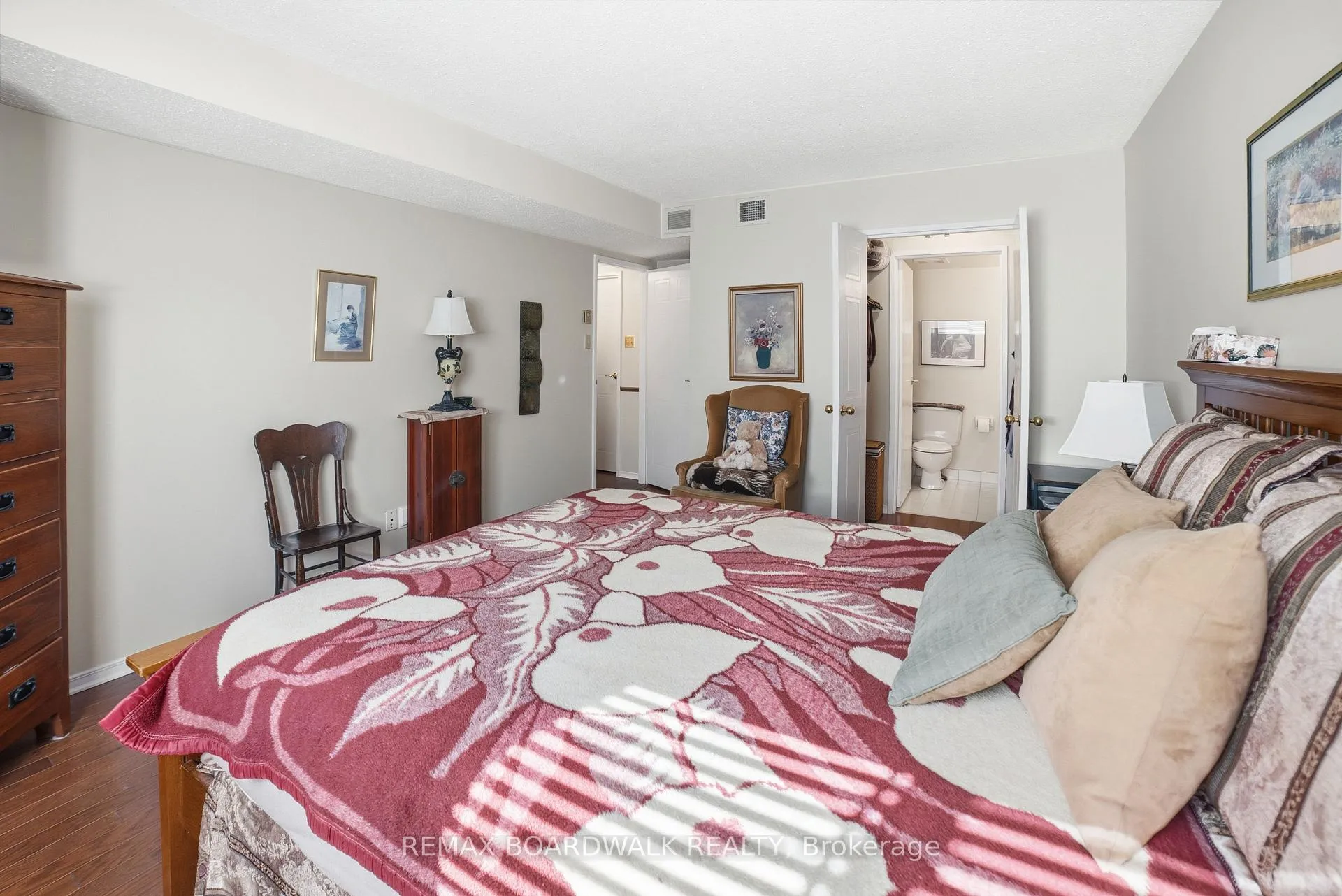 Photo 28 of Unit 1408, 1705 Playfair Drive, Ottawa, Playfair Park — HOMEH
