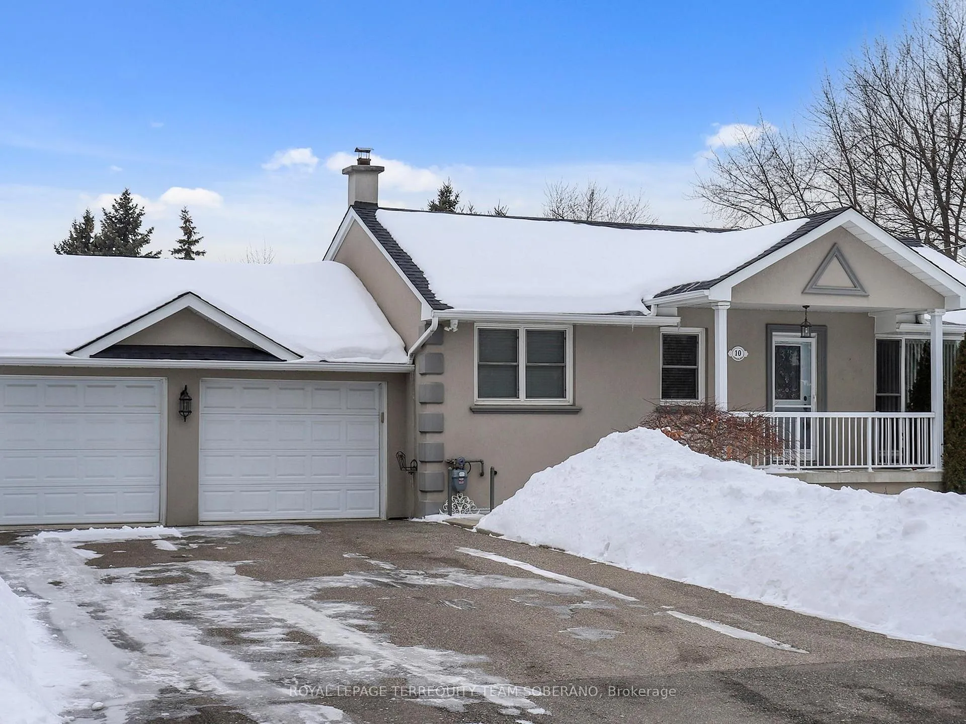 Photo 2 of 10 Gram Street, Vaughan, Maple — HOMEH