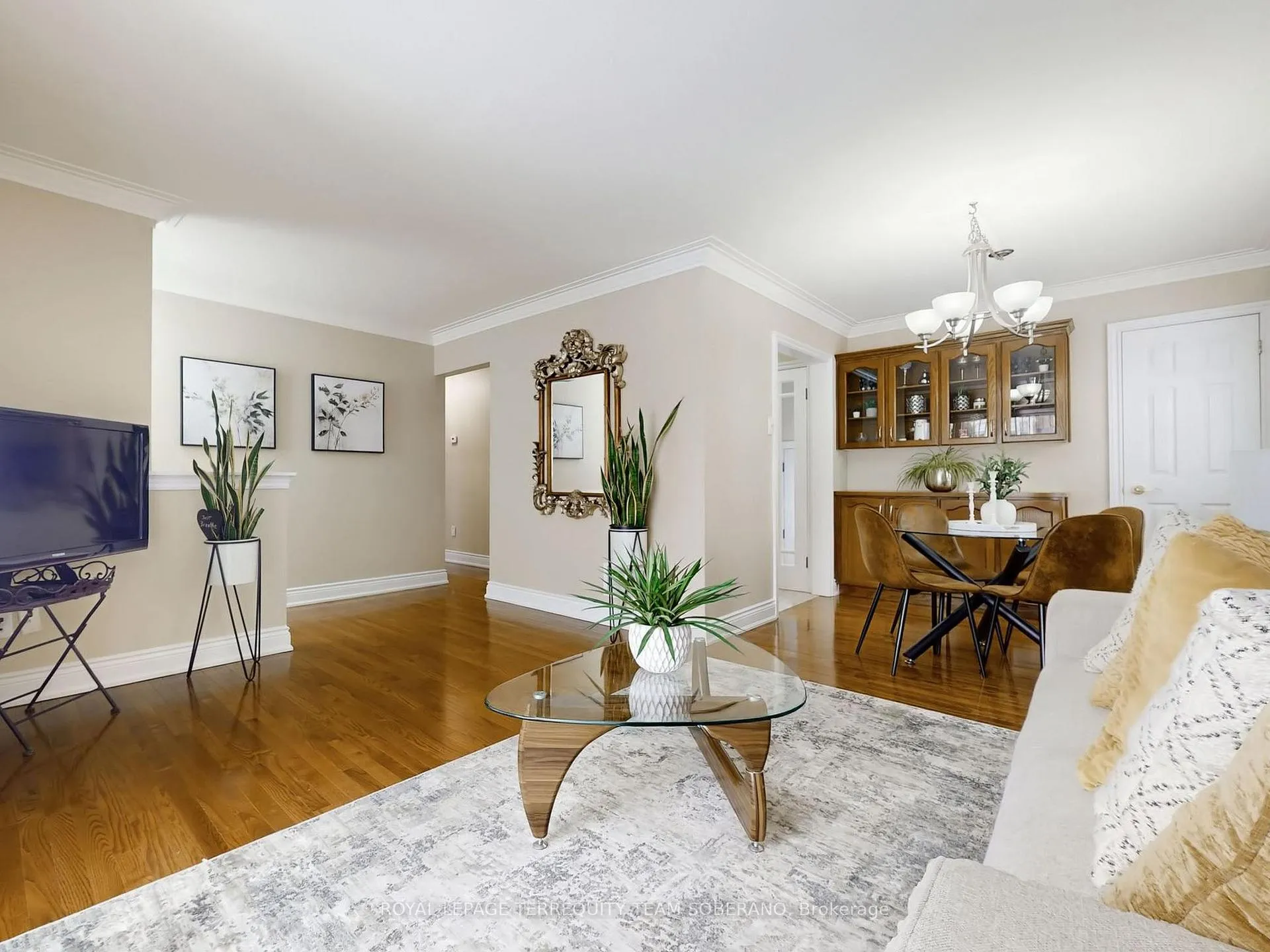 Photo 12 of 10 Gram Street, Vaughan, Maple — HOMEH
