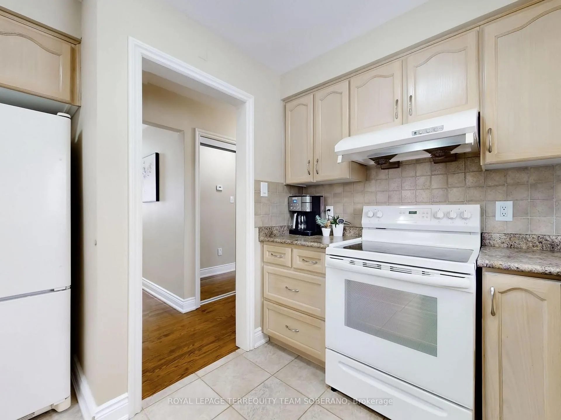 Photo 19 of 10 Gram Street, Vaughan, Maple — HOMEH