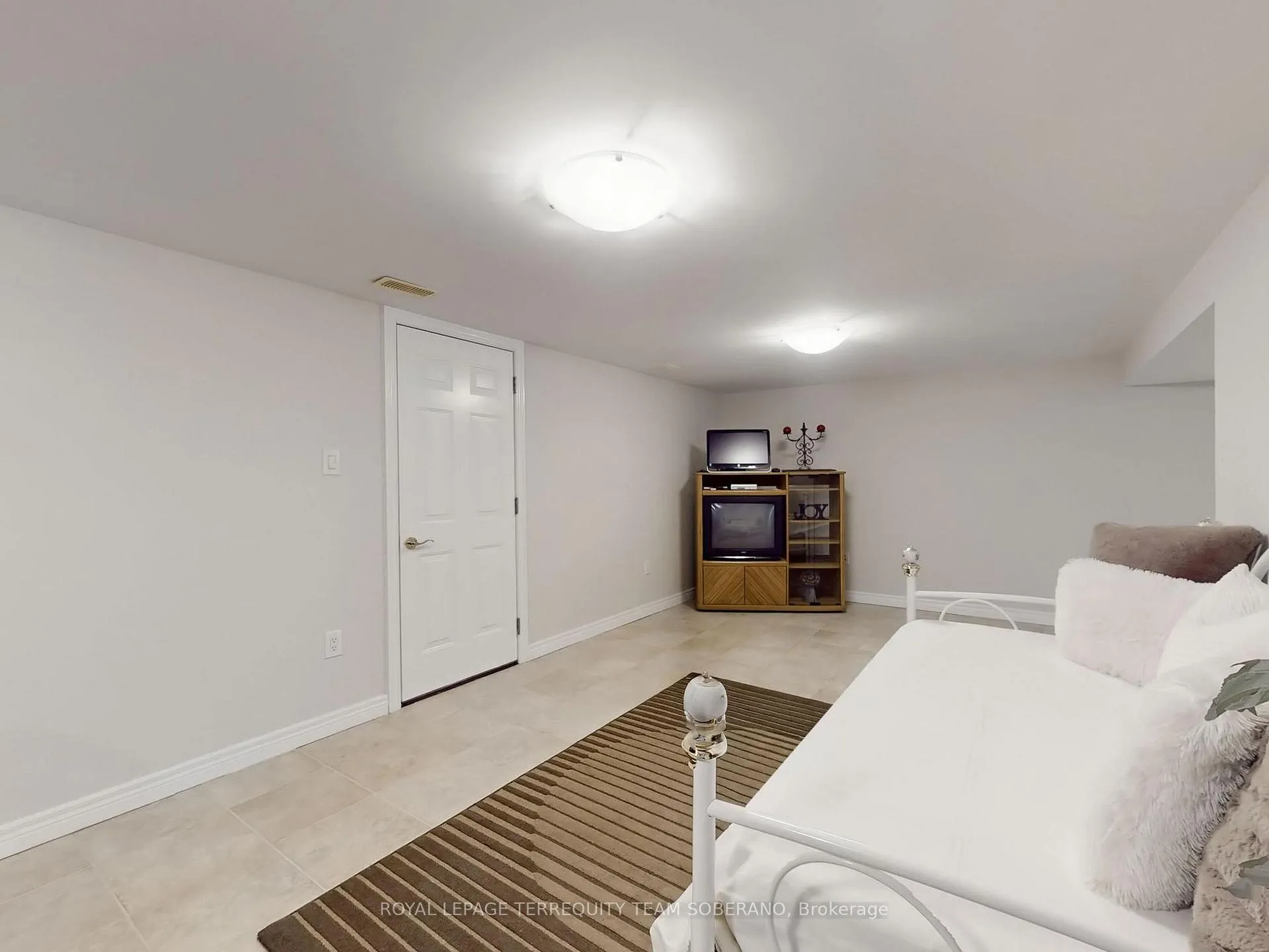 Photo 35 of 10 Gram Street, Vaughan, Maple — HOMEH