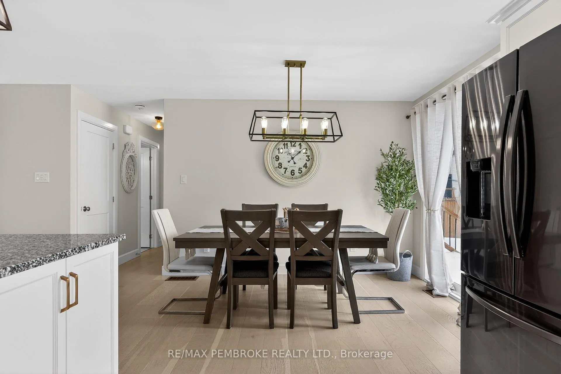 Photo 14 of 43 Liam Street, Petawawa — HOMEH