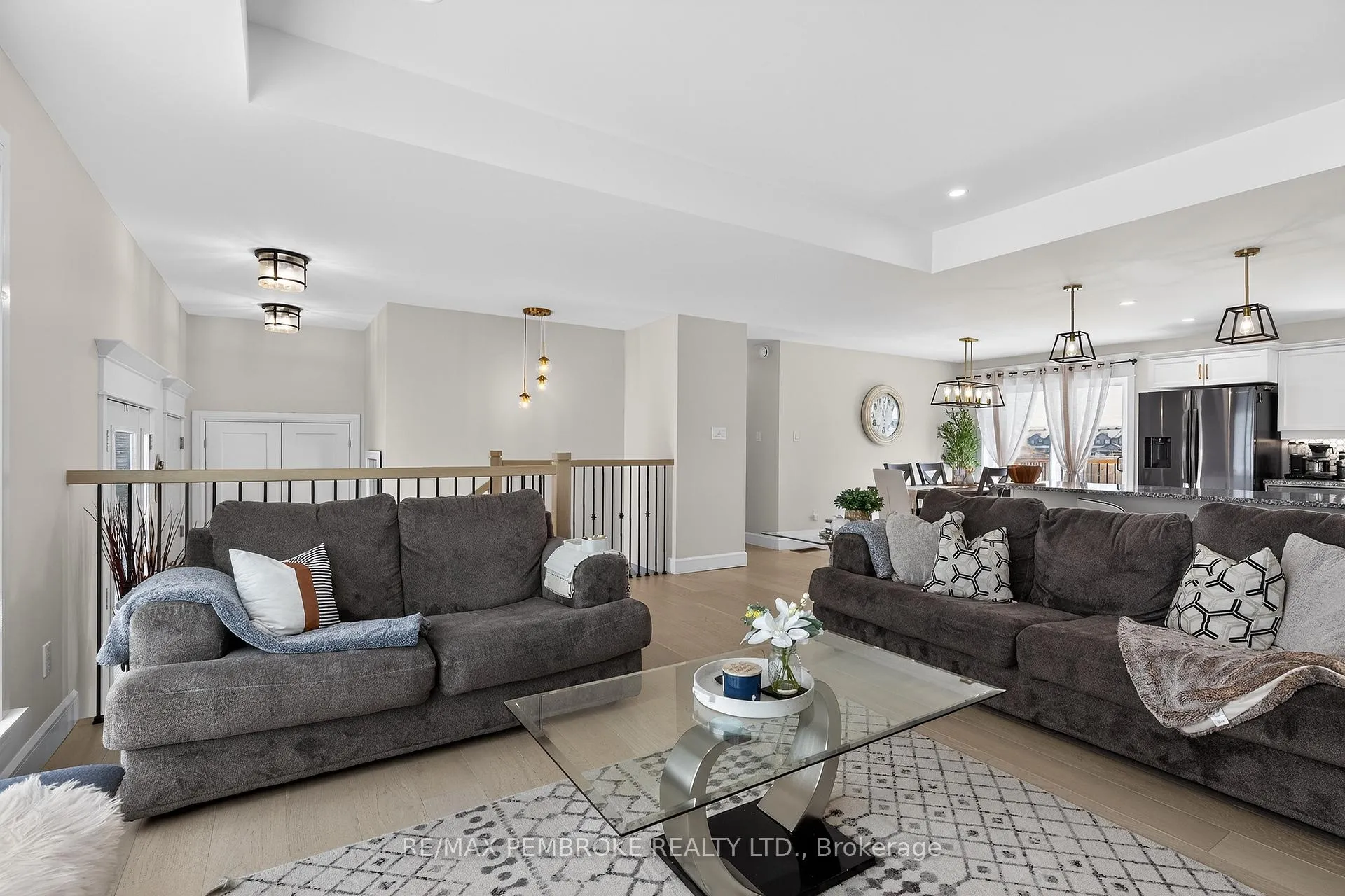 Photo 15 of 43 Liam Street, Petawawa — HOMEH