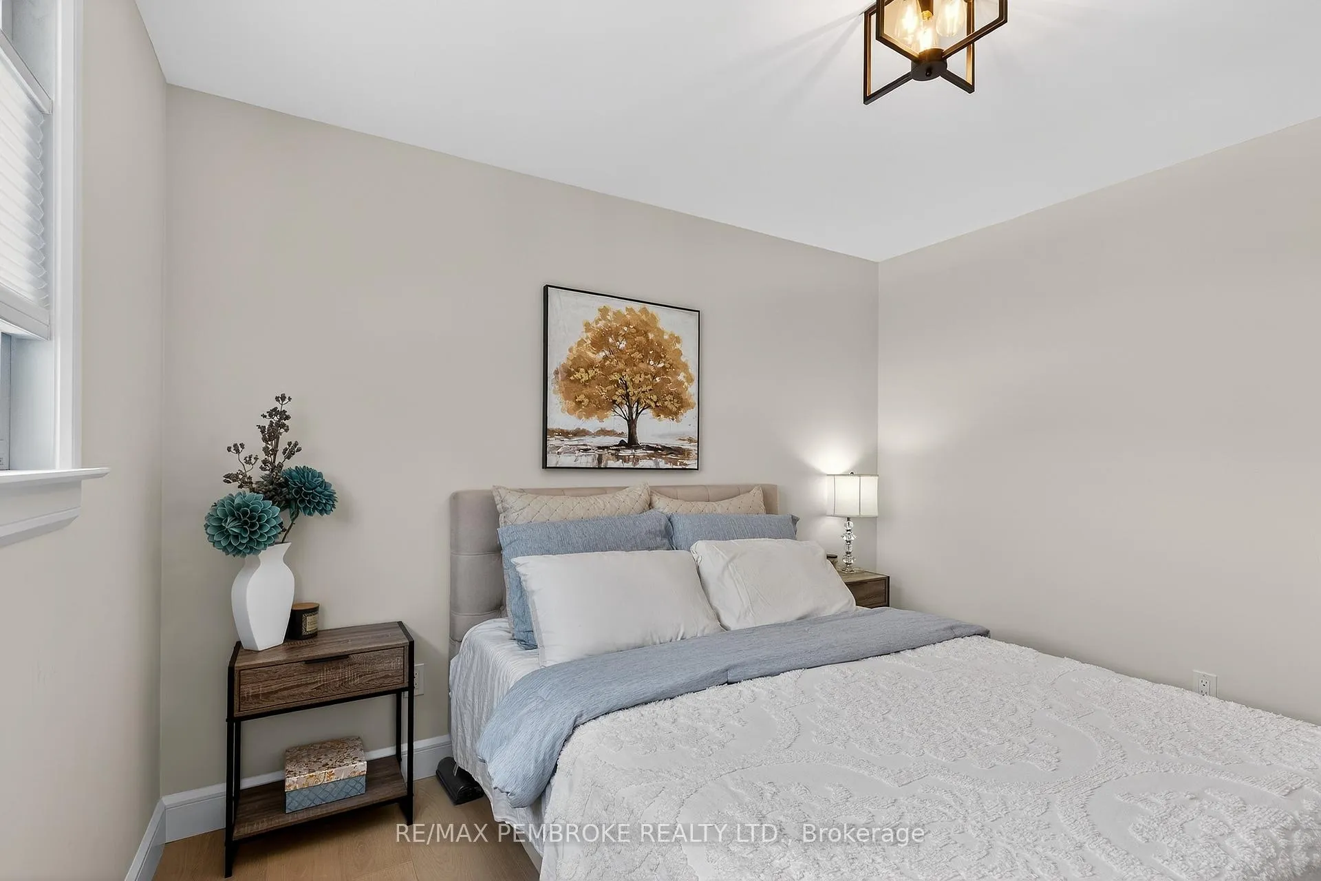 Photo 34 of 43 Liam Street, Petawawa — HOMEH