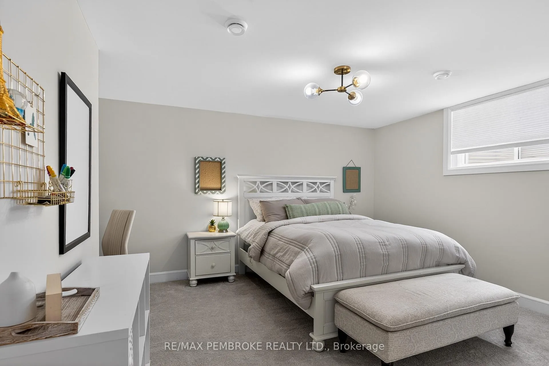 Photo 45 of 43 Liam Street, Petawawa — HOMEH