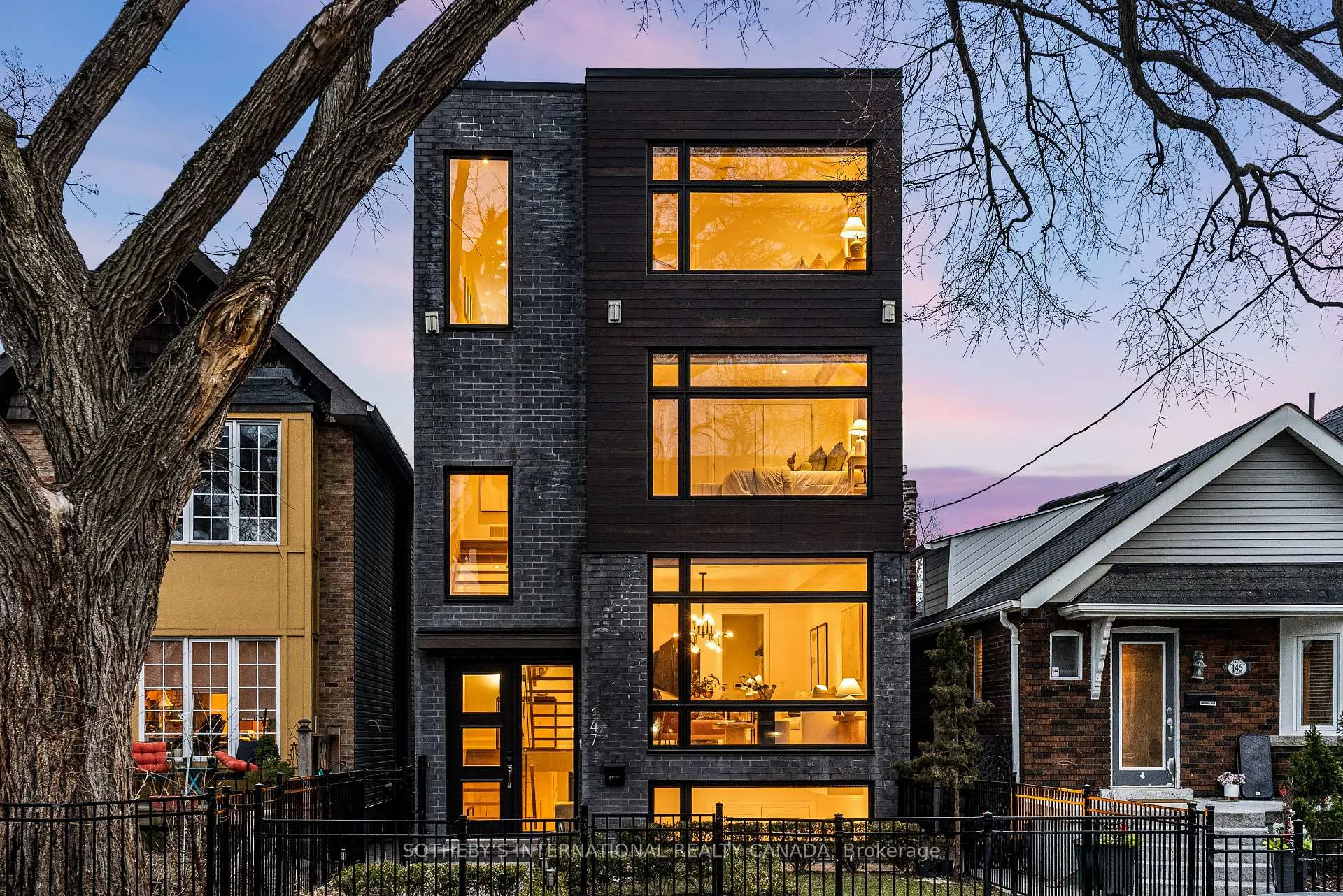 Front of 147 Hazelwood Avenue