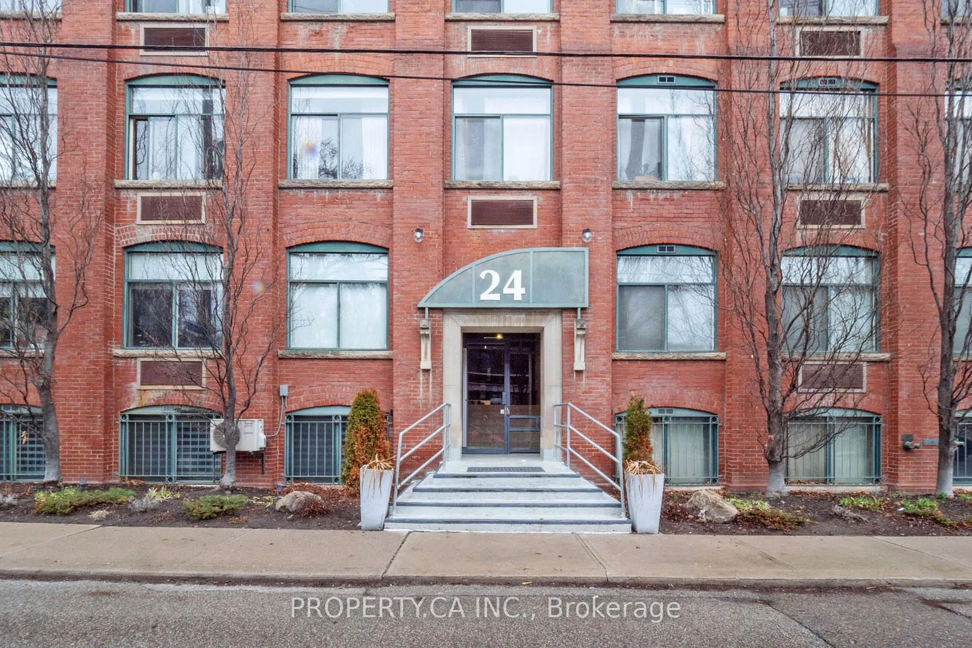 Photo 2 of Unit 210, 24 Noble Street, Toronto, Roncesvalles — HOMEH
