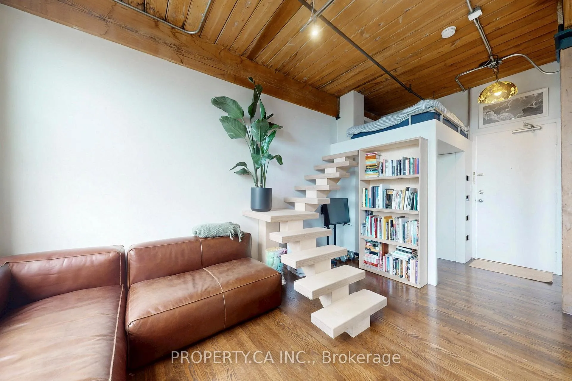 Photo 3 of Unit 210, 24 Noble Street, Toronto, Roncesvalles — HOMEH
