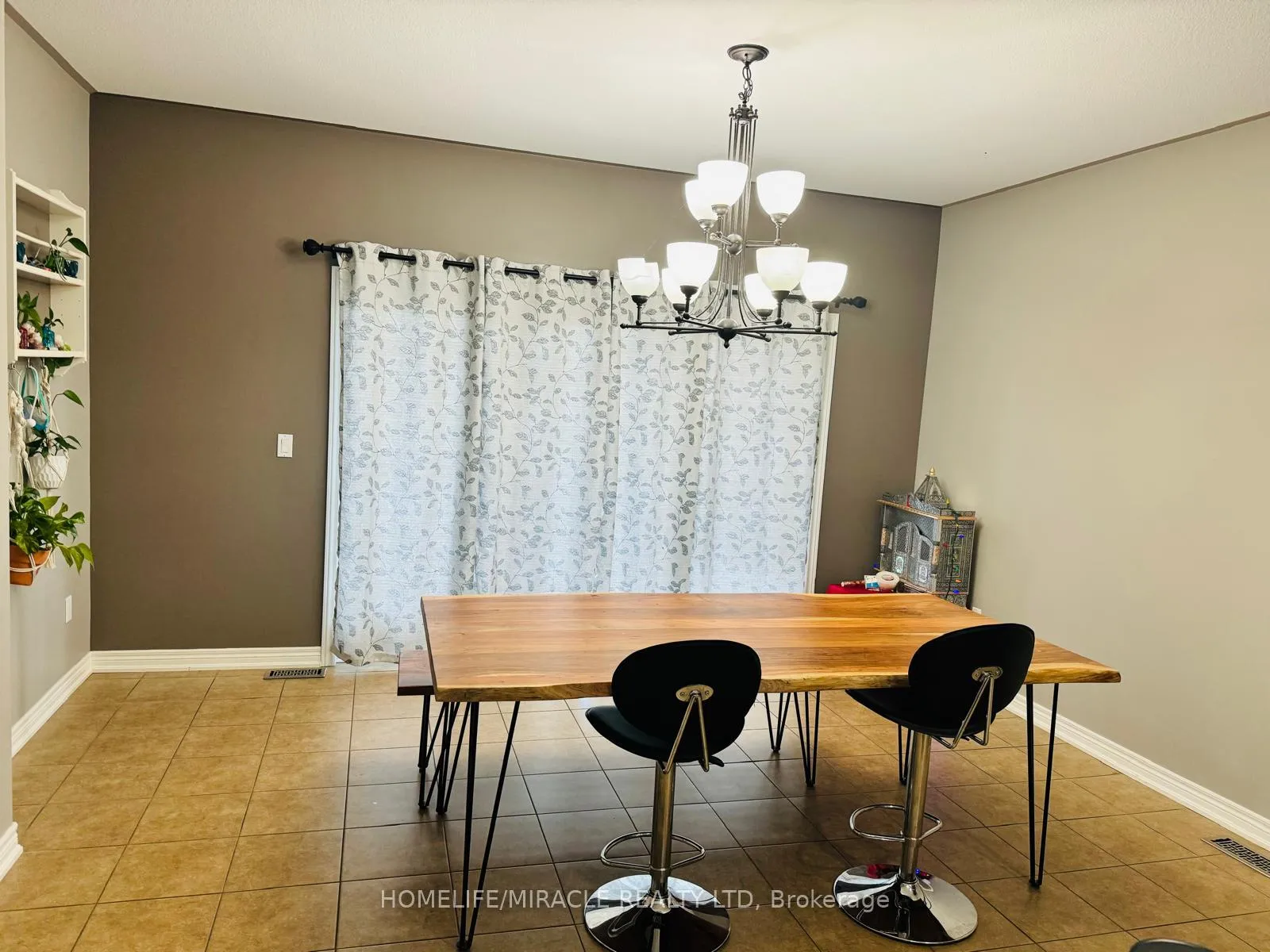 Photo 7 of 100 Creekside Drive, Welland, Coyle Creek — HOMEH