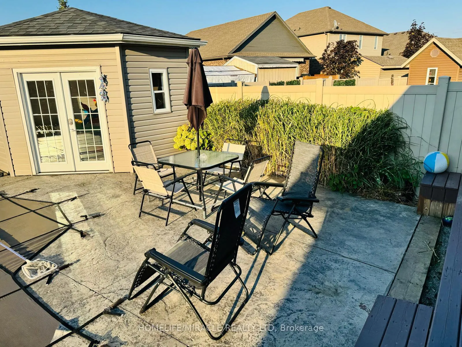 Photo 26 of 100 Creekside Drive, Welland, Coyle Creek — HOMEH