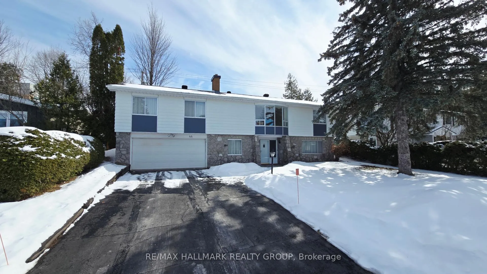 Photo 1 of 44 Foothills Drive, Ottawa, Lynwood Village — HOMEH