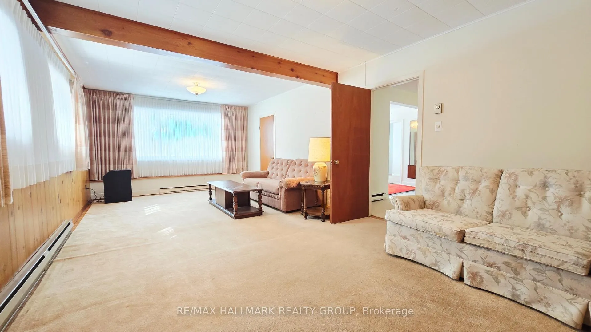 Photo 27 of 44 Foothills Drive, Ottawa, Lynwood Village — HOMEH