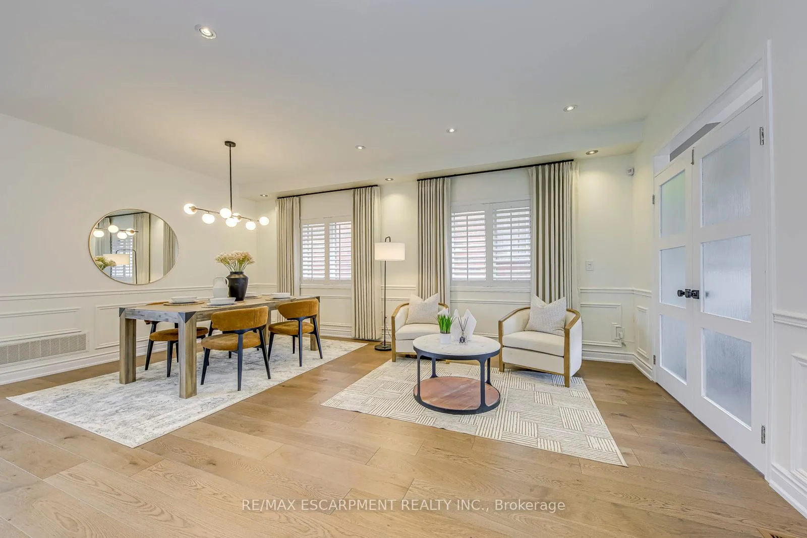 Photo 5 of 4200 Fuller Crescent, Burlington, Alton — HOMEH