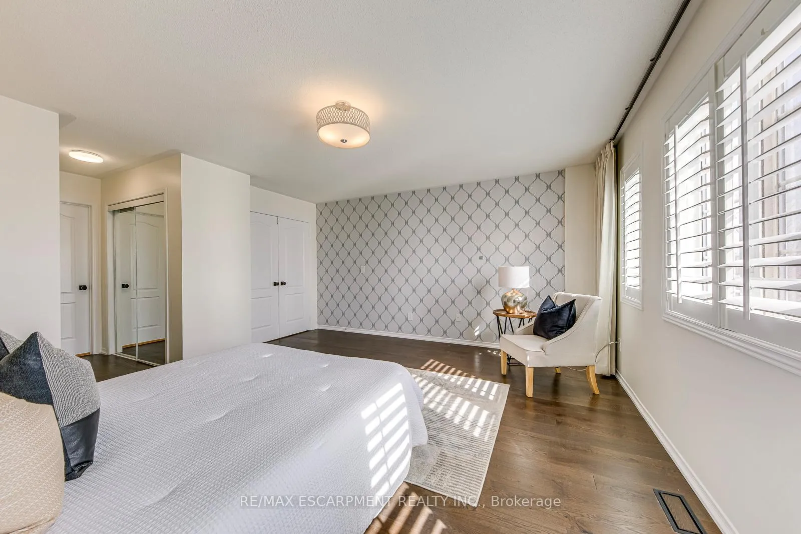 Photo 17 of 4200 Fuller Crescent, Burlington, Alton — HOMEH