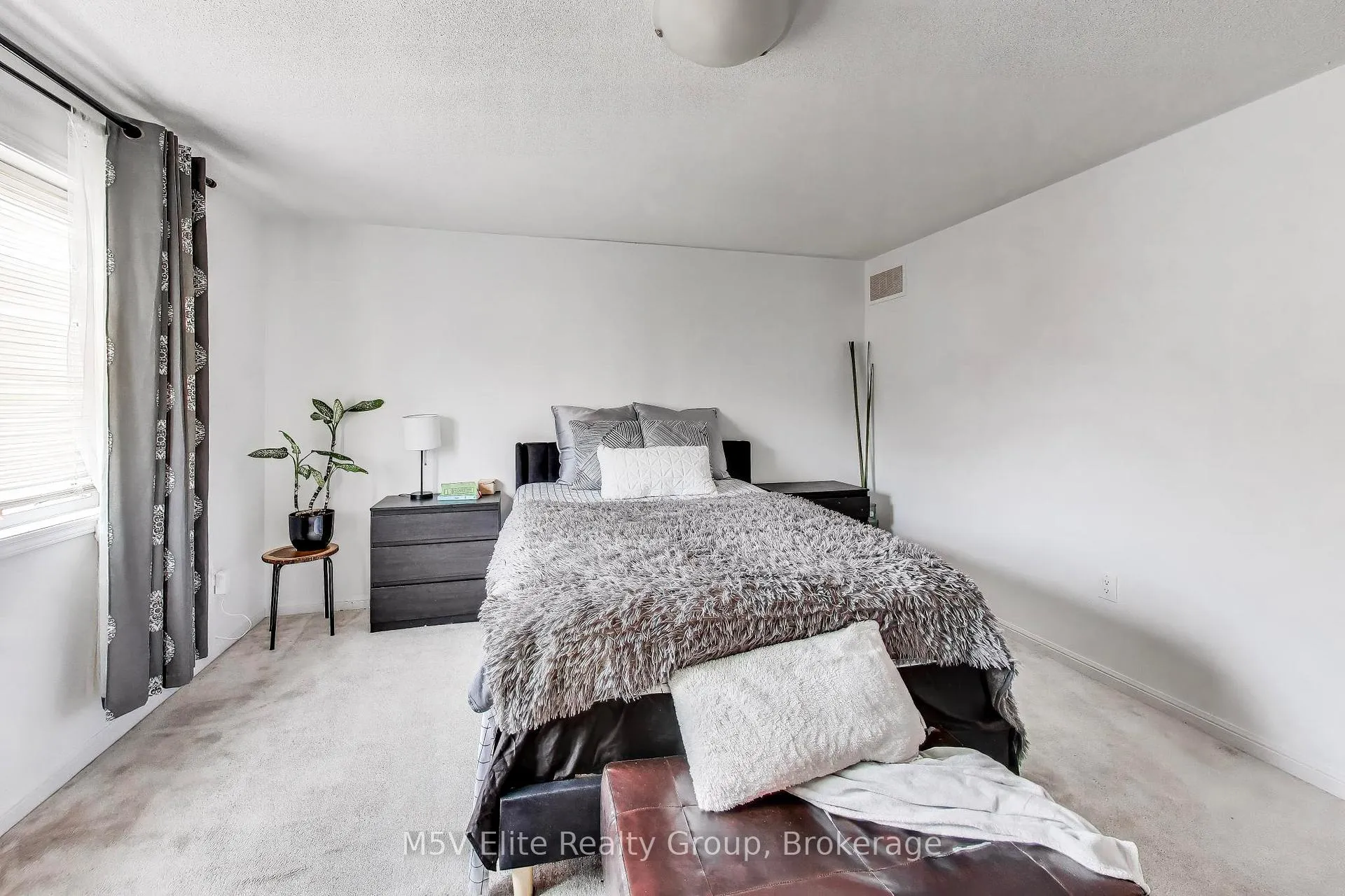 Photo 22 of 57 Agricola Road, Brampton, Northwest Brampton — HOMEH