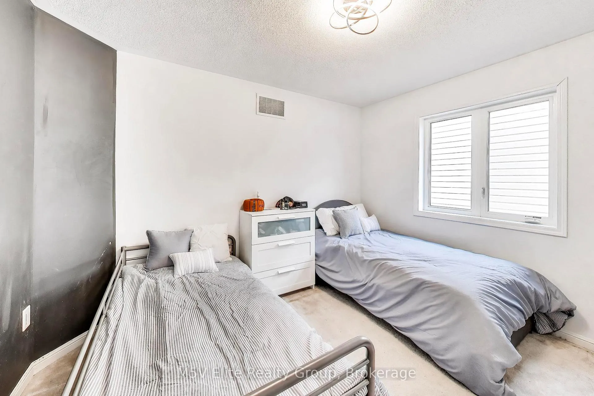 Photo 29 of 57 Agricola Road, Brampton, Northwest Brampton — HOMEH