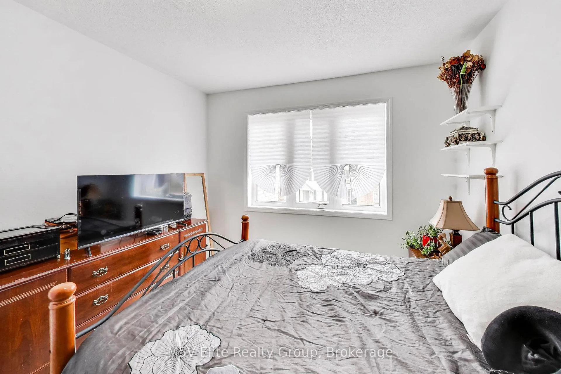 Photo 32 of 57 Agricola Road, Brampton, Northwest Brampton — HOMEH