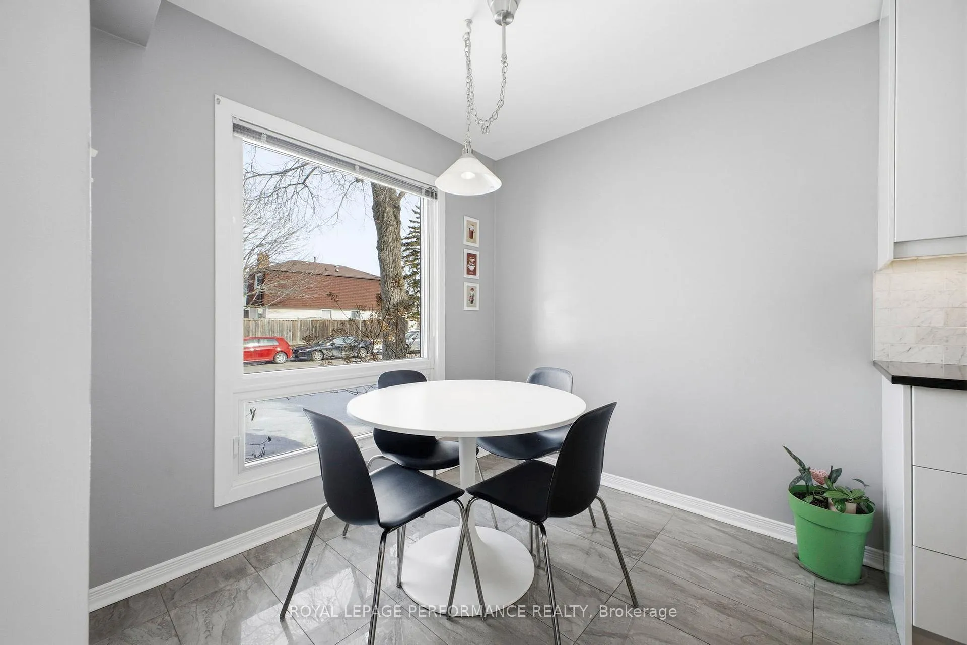 Photo 14 of 1089 St Emmanuel Terrace, Ottawa, Convent Glen North — HOMEH