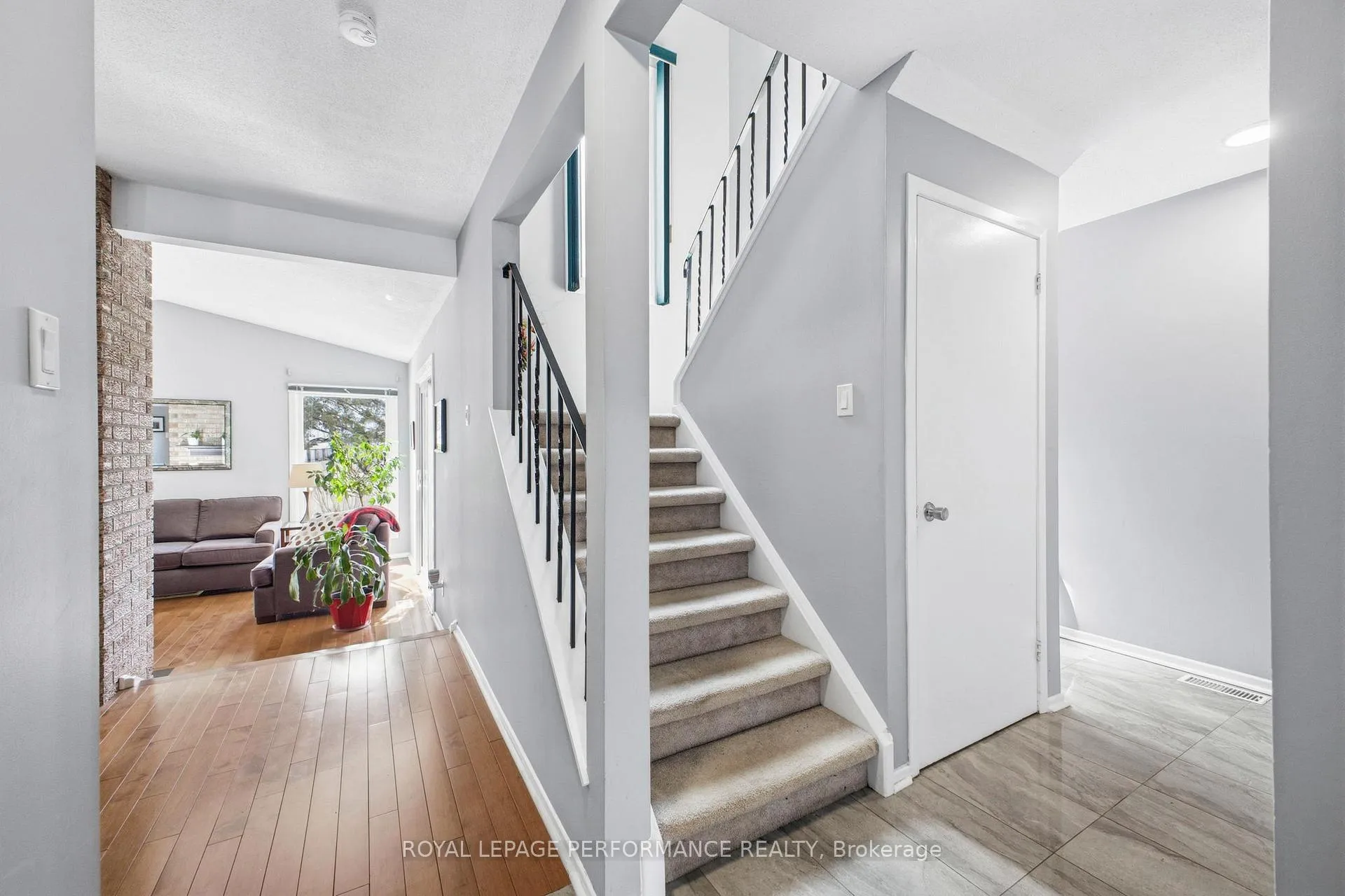 Photo 19 of 1089 St Emmanuel Terrace, Ottawa, Convent Glen North — HOMEH