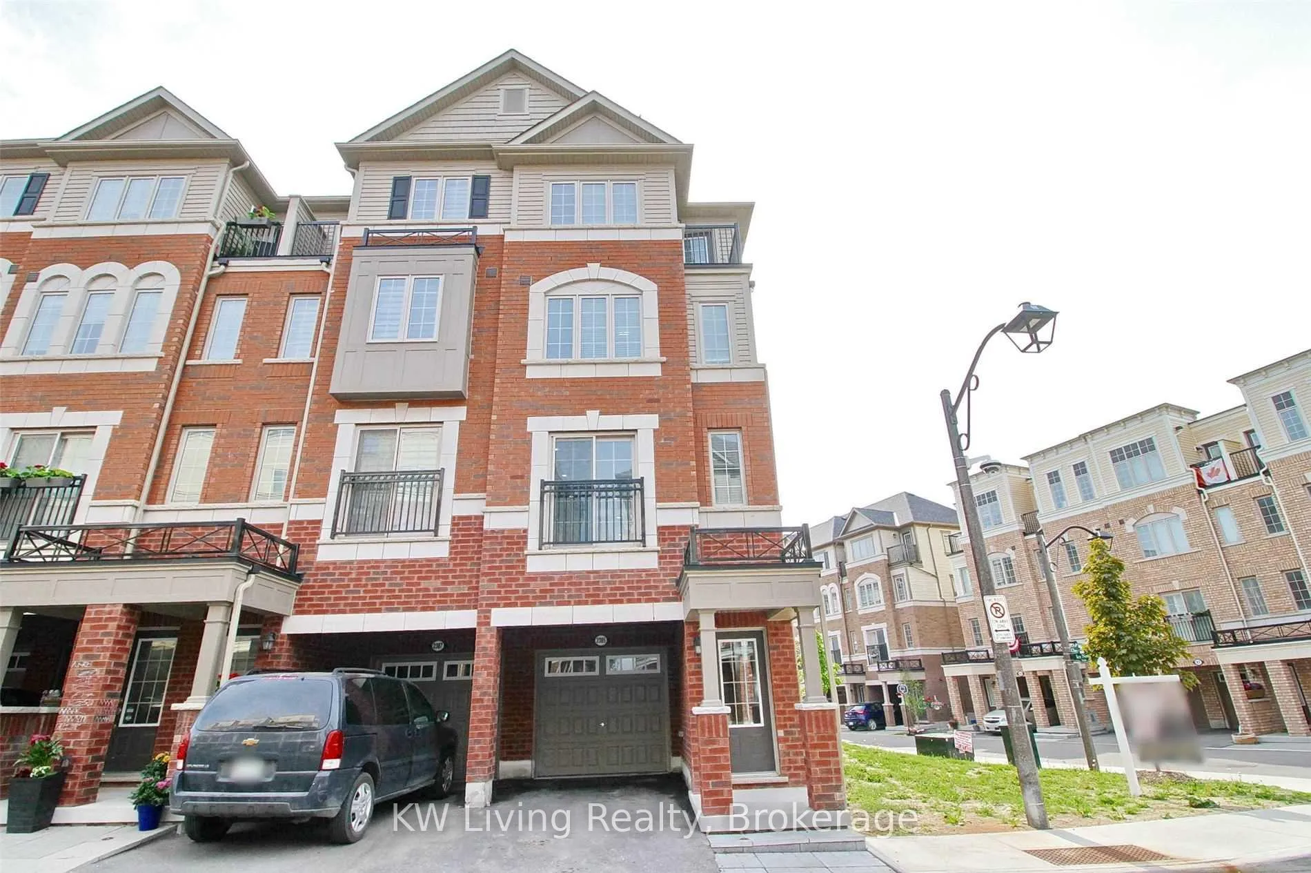 Photo 1 of 2385 Chevron Prince Path, Oshawa, Windfields — HOMEH