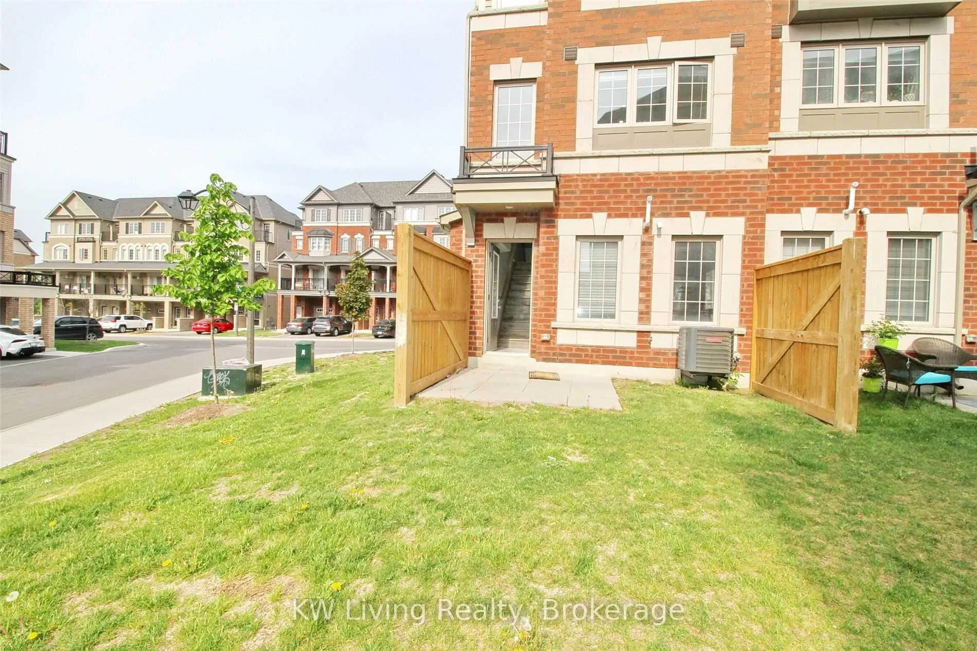 Photo 38 of 2385 Chevron Prince Path, Oshawa, Windfields — HOMEH