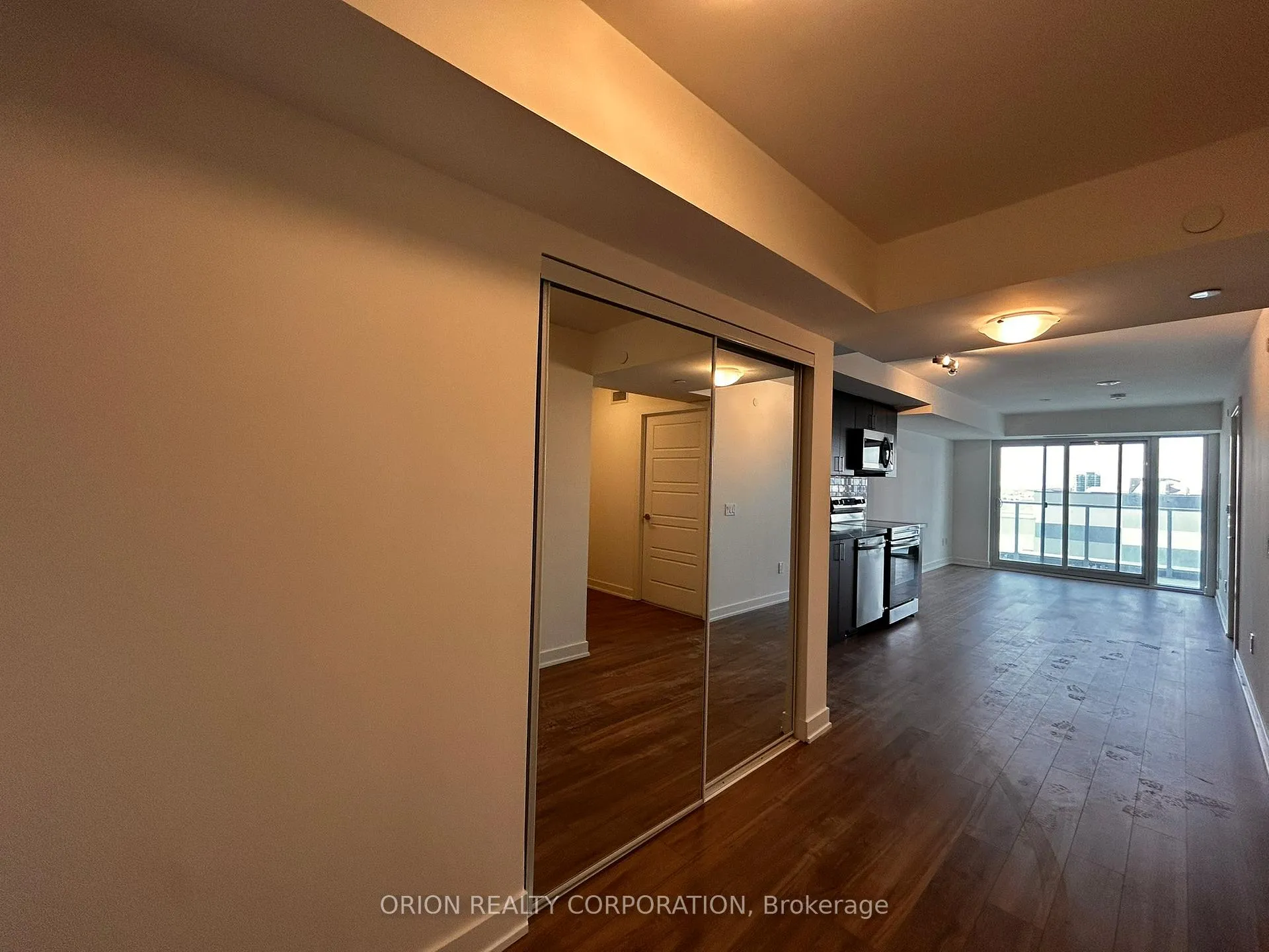 Photo 4 of Unit 1910, 1010 Sandy Beach Road, Pickering, Bay Ridges — HOMEH
