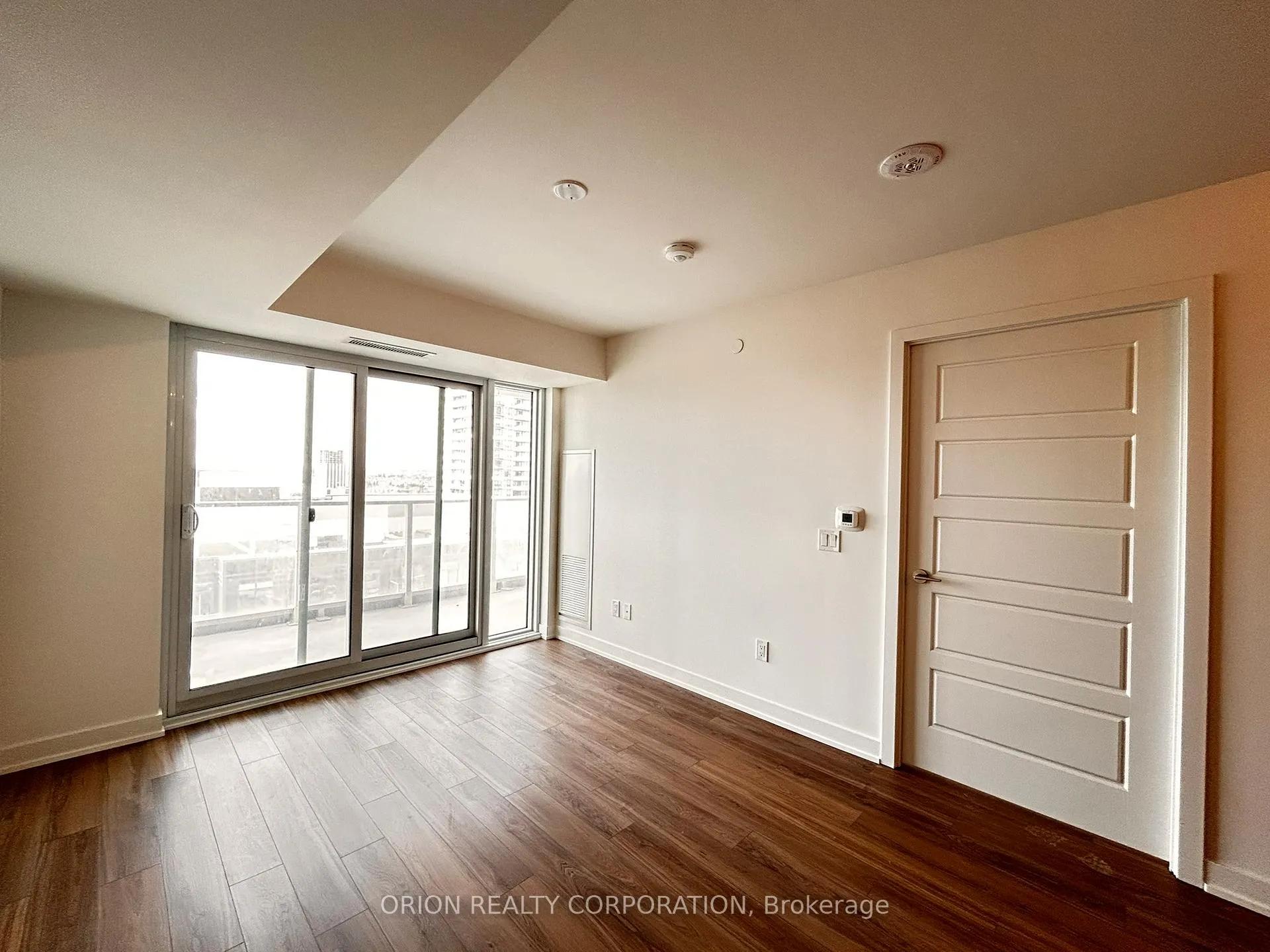Photo 10 of Unit 1910, 1010 Sandy Beach Road, Pickering, Bay Ridges — HOMEH