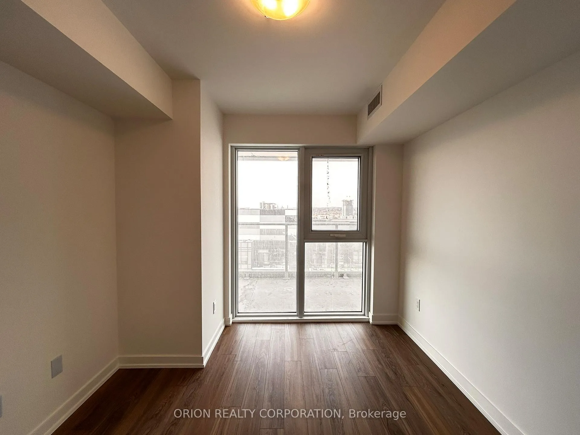 Photo 14 of Unit 1910, 1010 Sandy Beach Road, Pickering, Bay Ridges — HOMEH