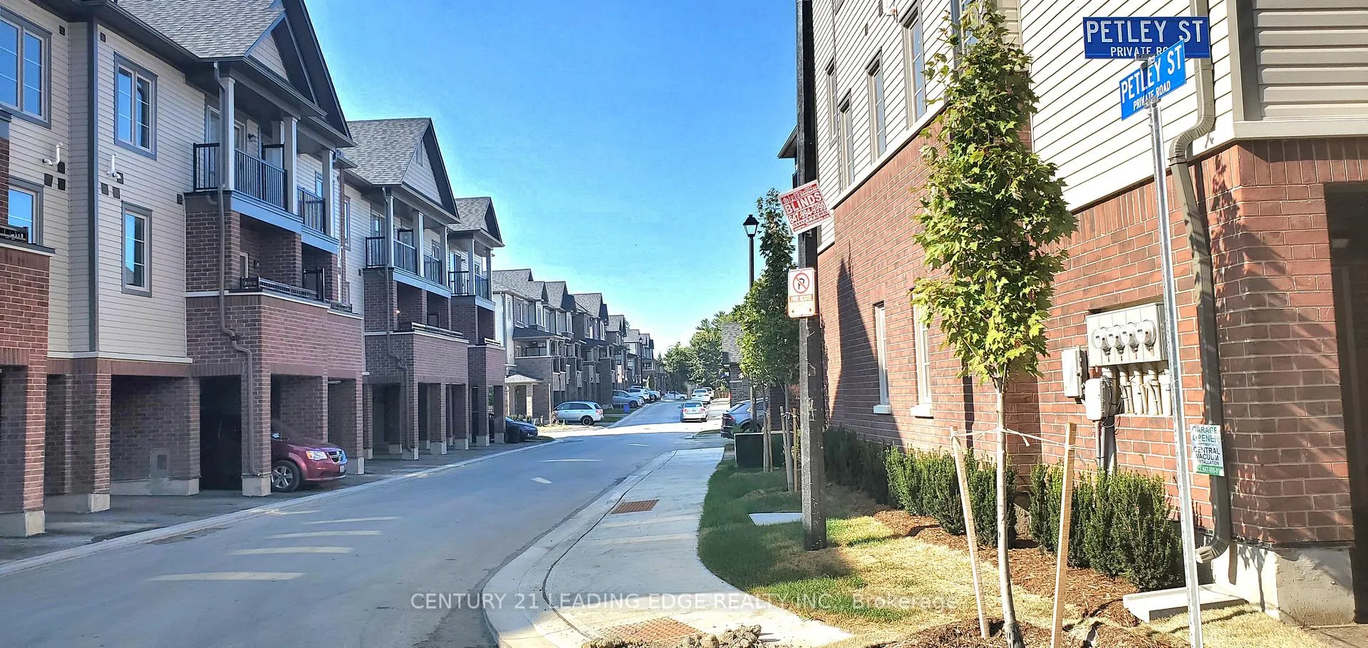 Photo 2 of 23 Petley Street, Clarington, Courtice — HOMEH