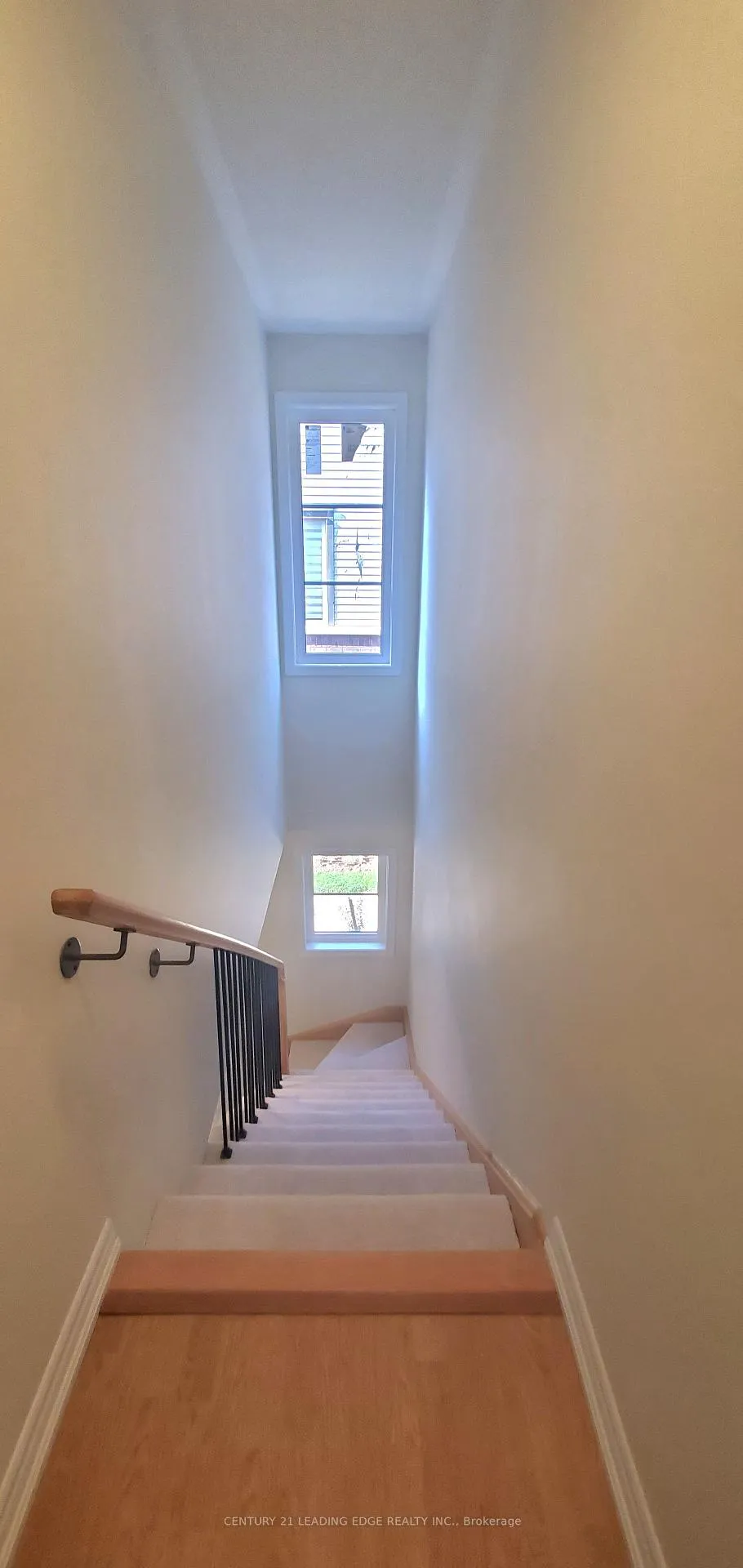 Photo 11 of 23 Petley Street, Clarington, Courtice — HOMEH