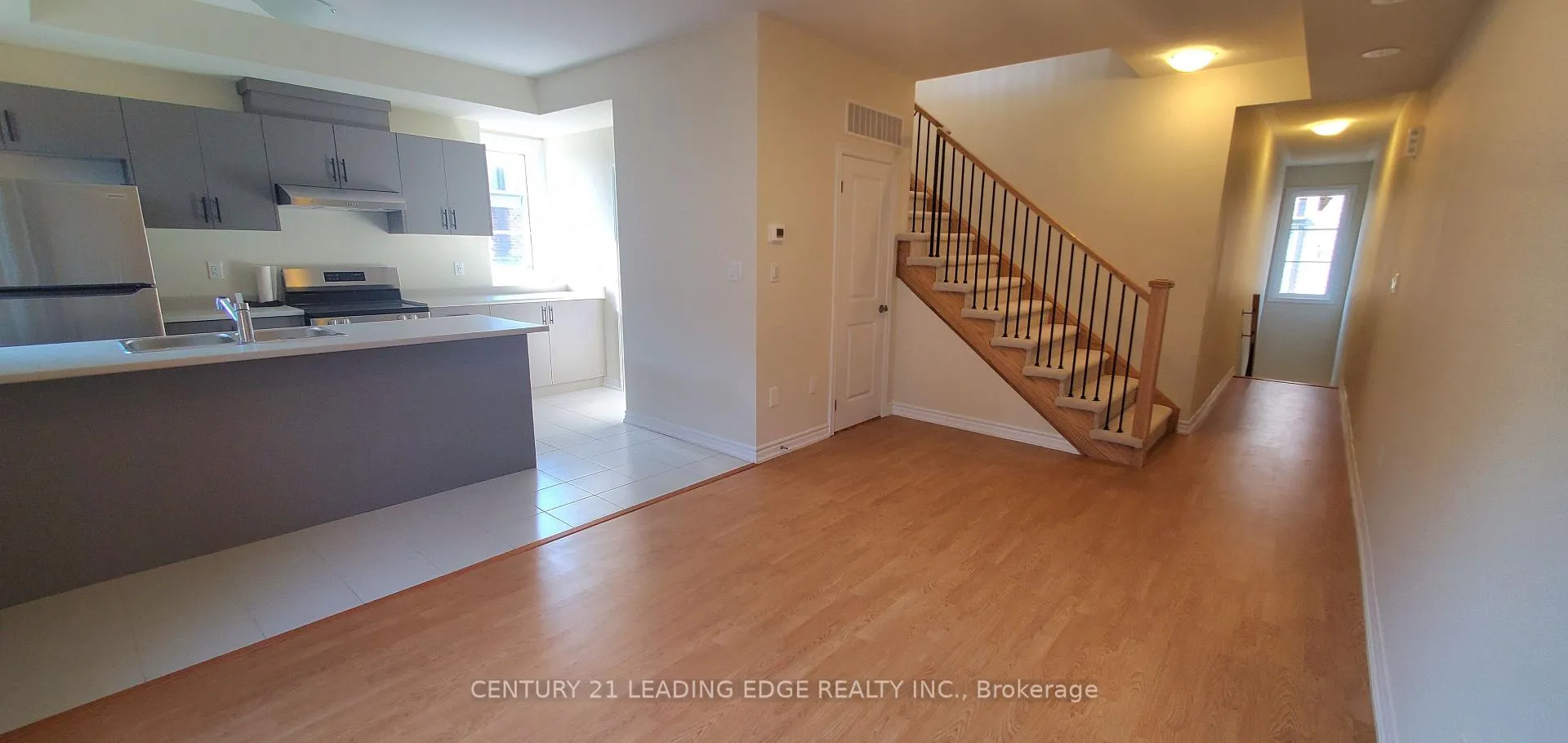 Photo 15 of 23 Petley Street, Clarington, Courtice — HOMEH
