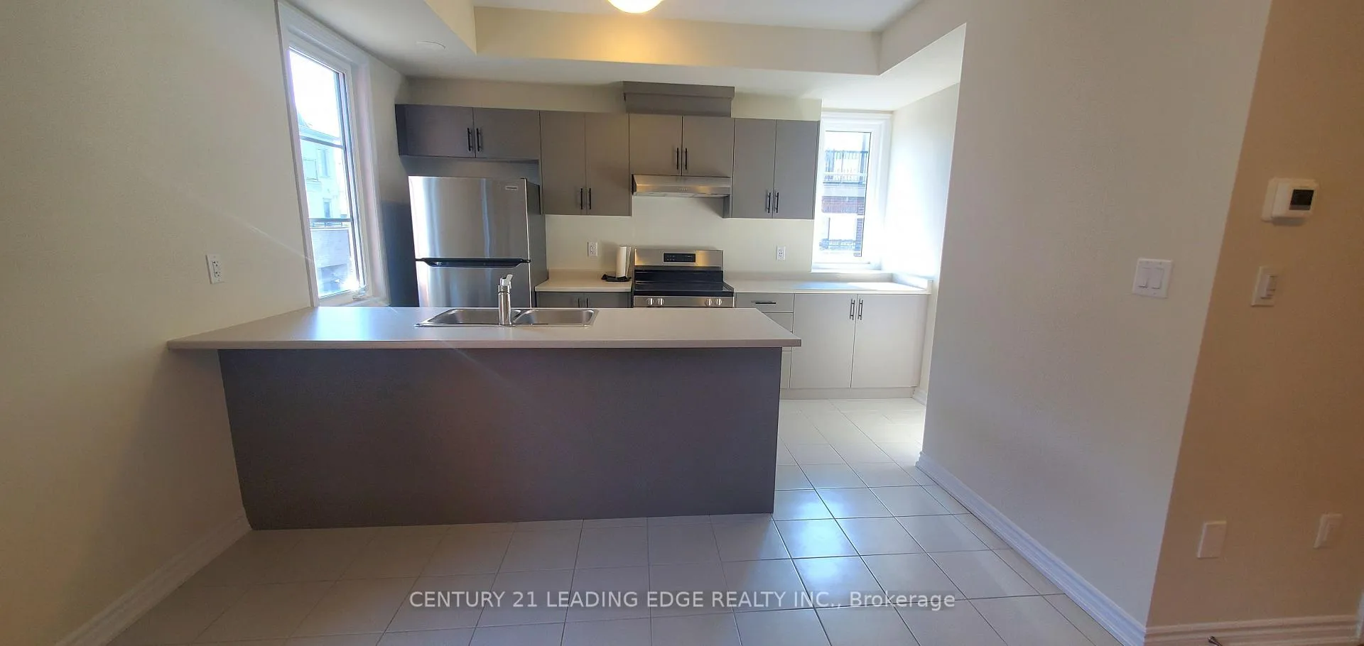 Photo 17 of 23 Petley Street, Clarington, Courtice — HOMEH
