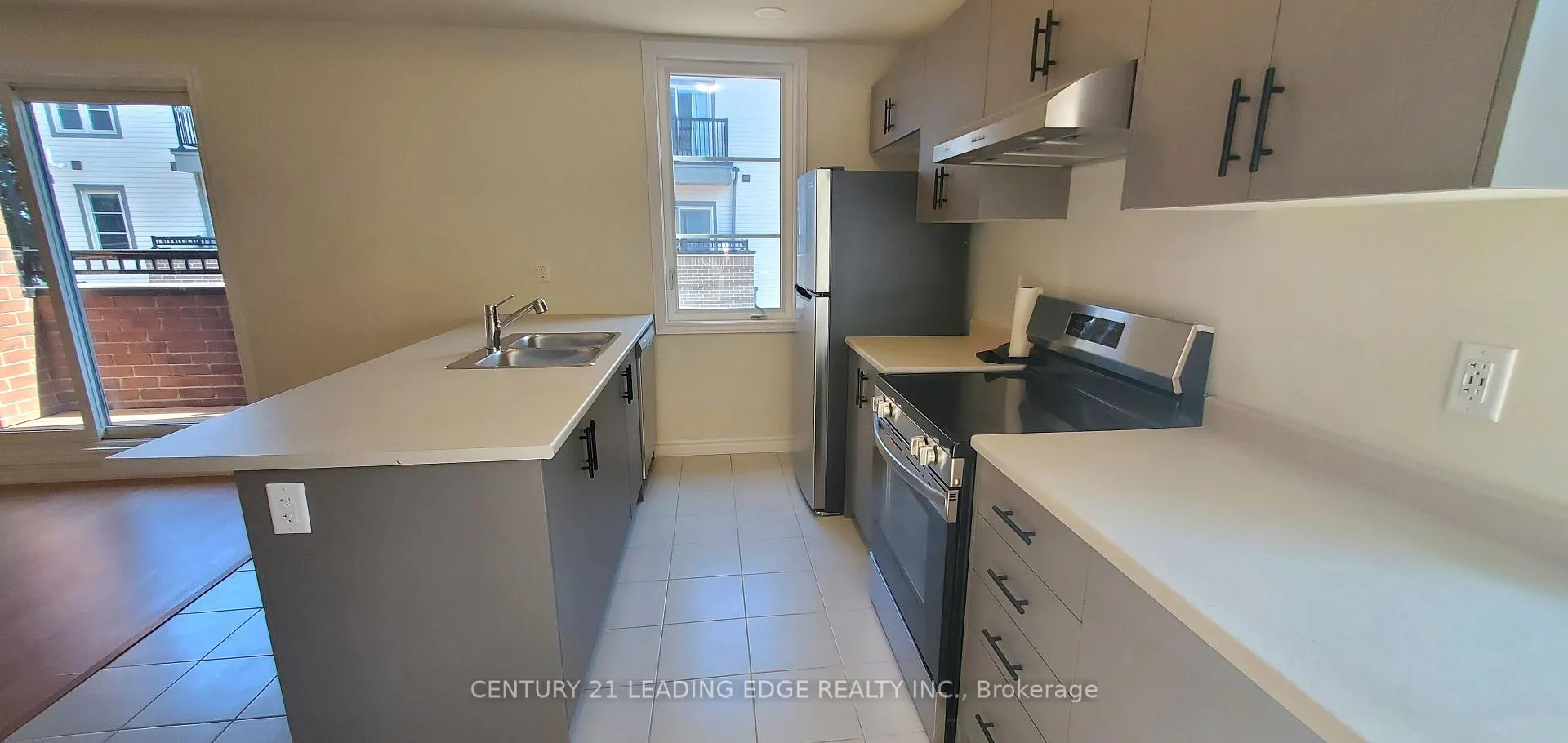Photo 20 of 23 Petley Street, Clarington, Courtice — HOMEH