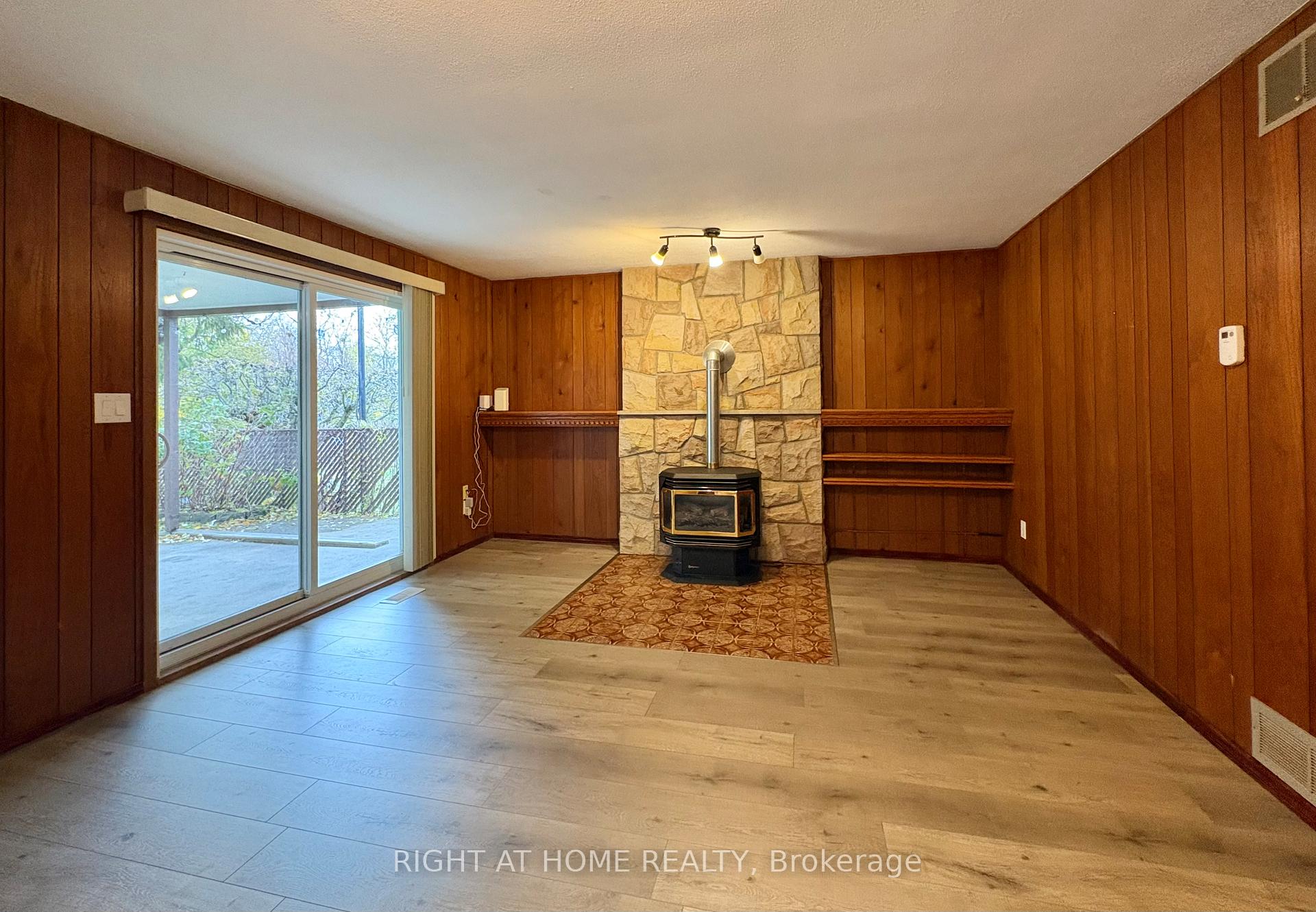Photo 11 of 444 Quigley Road, Hamilton, Vincent — HOMEH