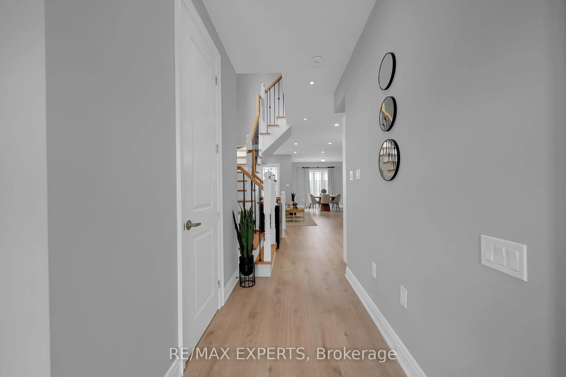 Photo 5 of 167 Walker Boulevard, New Tecumseth, Alliston — HOMEH