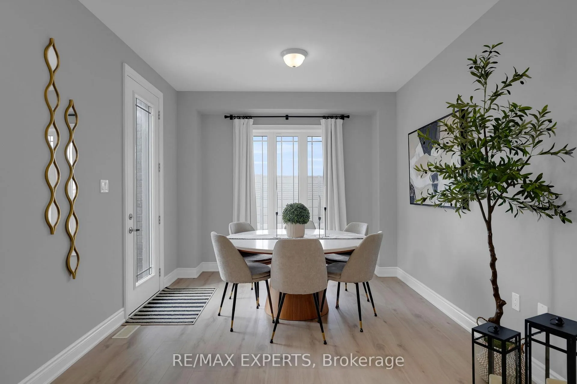 Photo 16 of 167 Walker Boulevard, New Tecumseth, Alliston — HOMEH