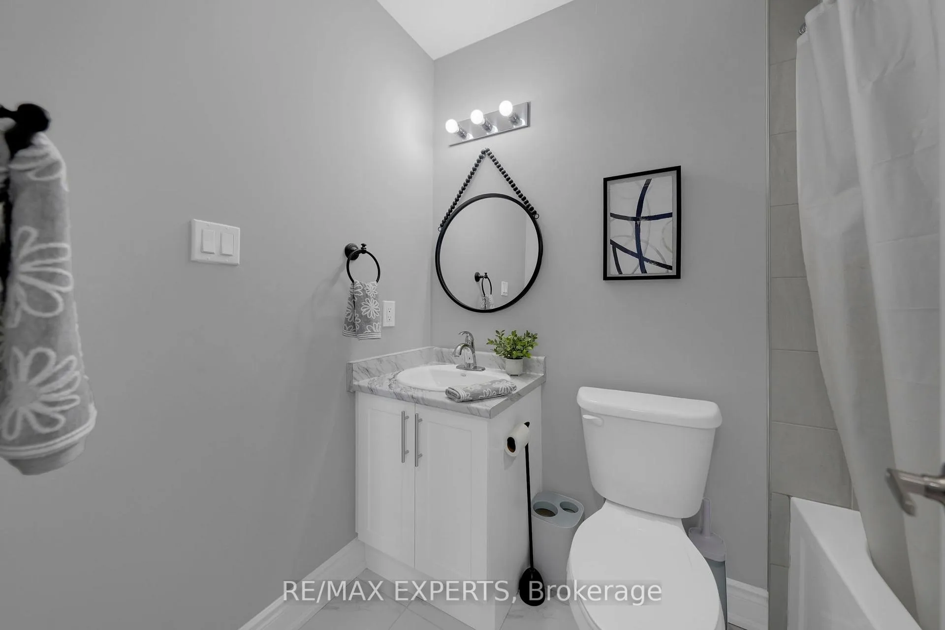 Photo 26 of 167 Walker Boulevard, New Tecumseth, Alliston — HOMEH